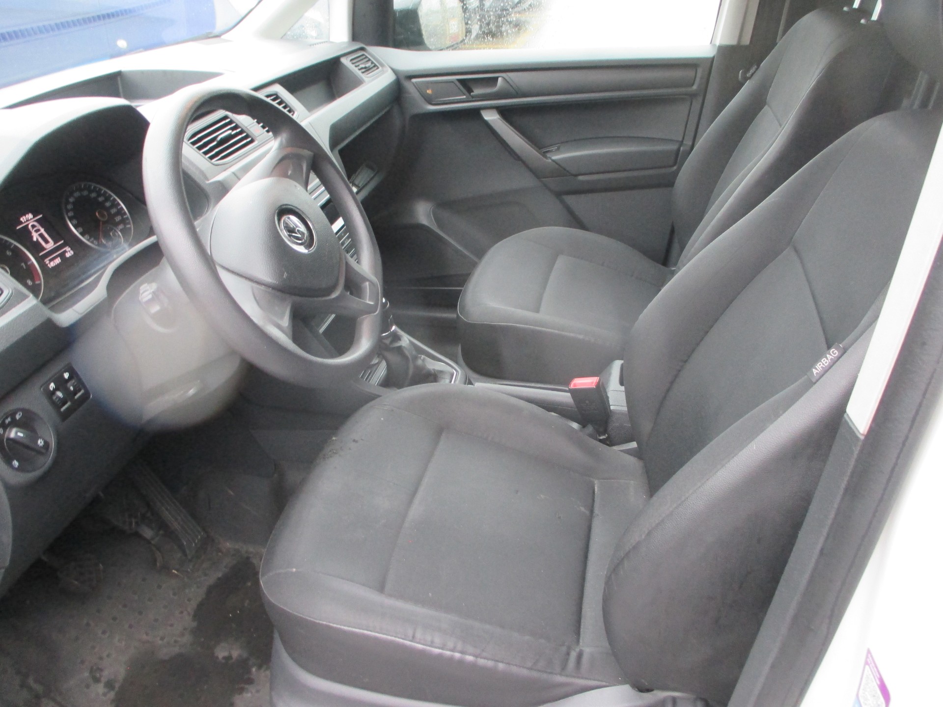 VW Caddy Maxi 1.4TGI BlueMotion Technology-image-10