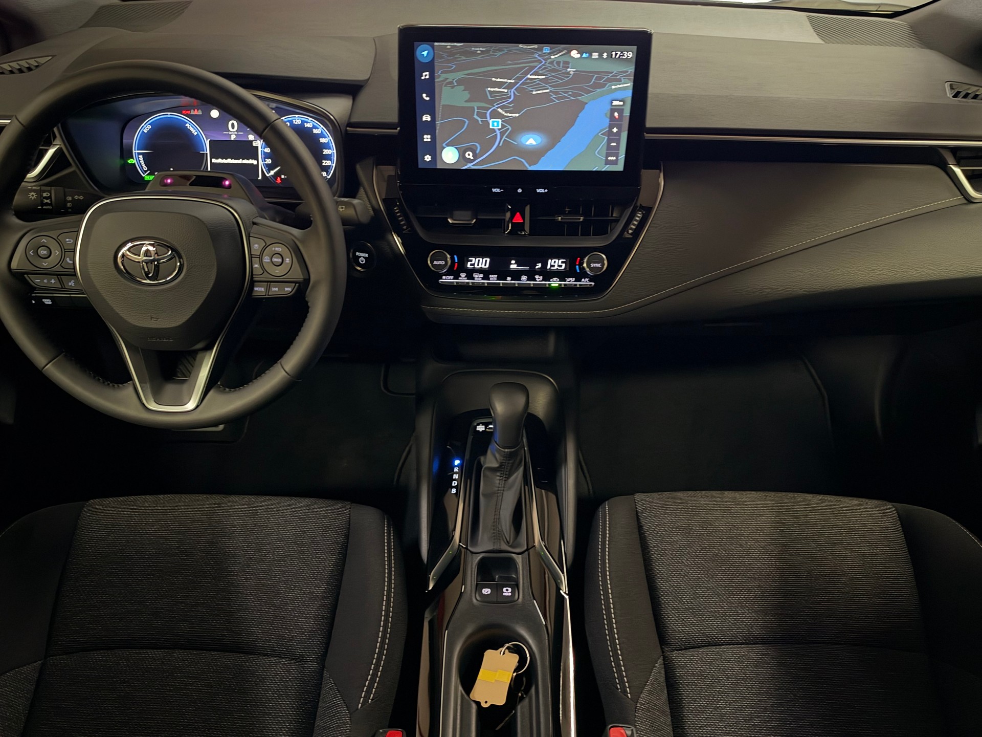 TOYOTA Corolla Touring Sports 1.8 HSD Comfort e-CVT-image-16