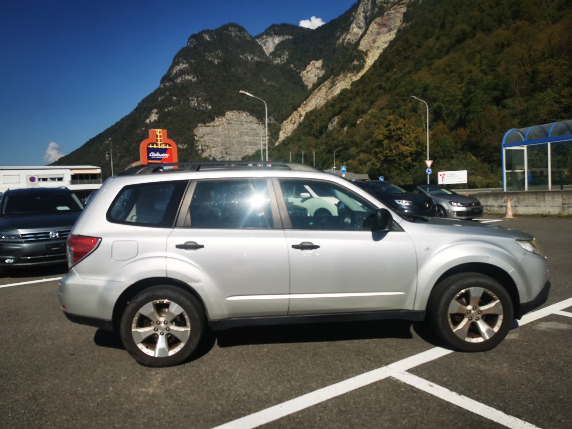 SUBARU Forester 2.0X Advantage-image-3