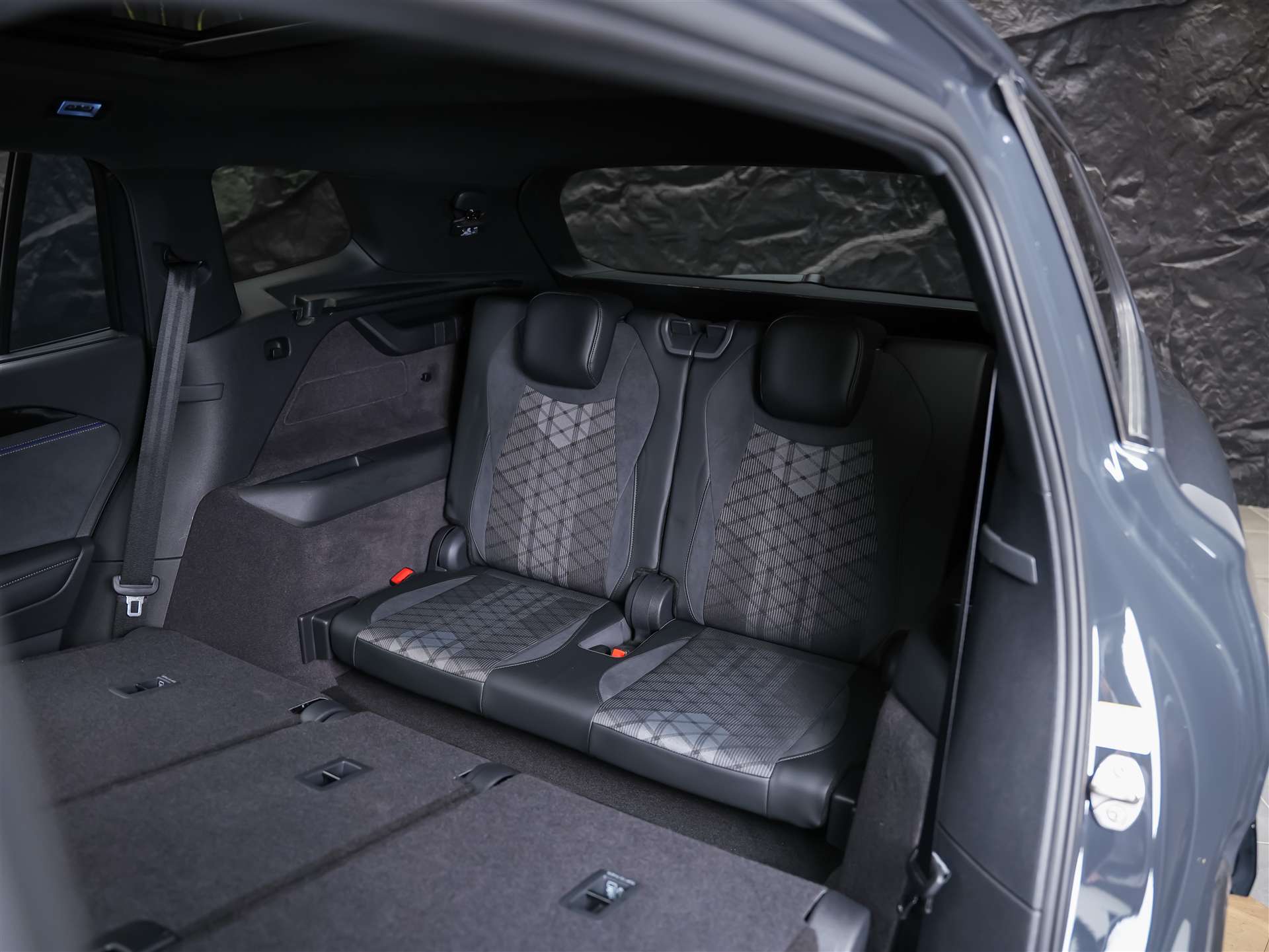 VW Tayron 2.0 TDI SCR R-Line 4Motion DSG *7 Plätzer*Werksgarantie*Massage*Panorama*Matrix-LED*Head-Up*-image-17