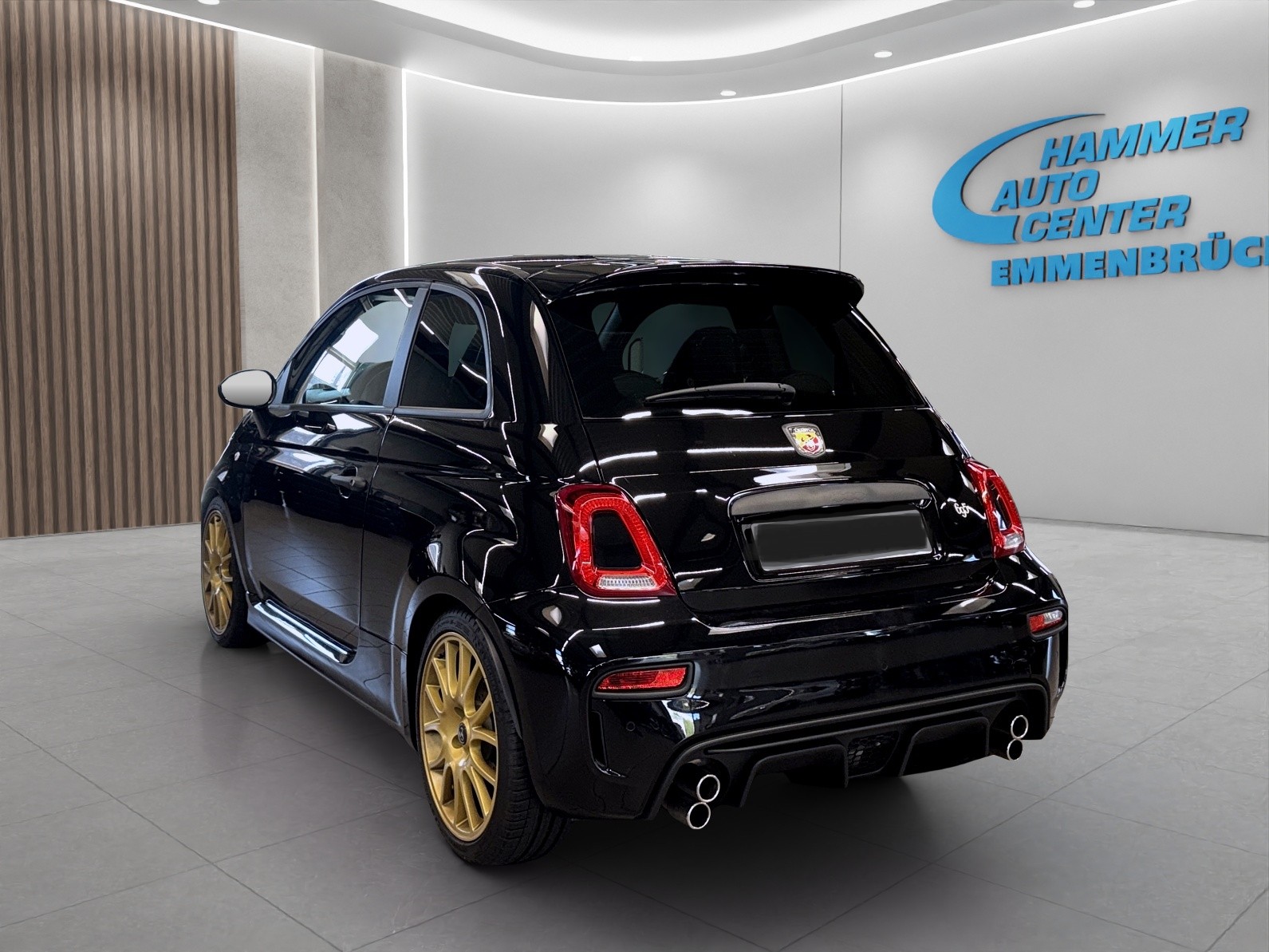 FIAT 695 Abarth 1.4 T-Jet 180 75 Anniversario-image-2