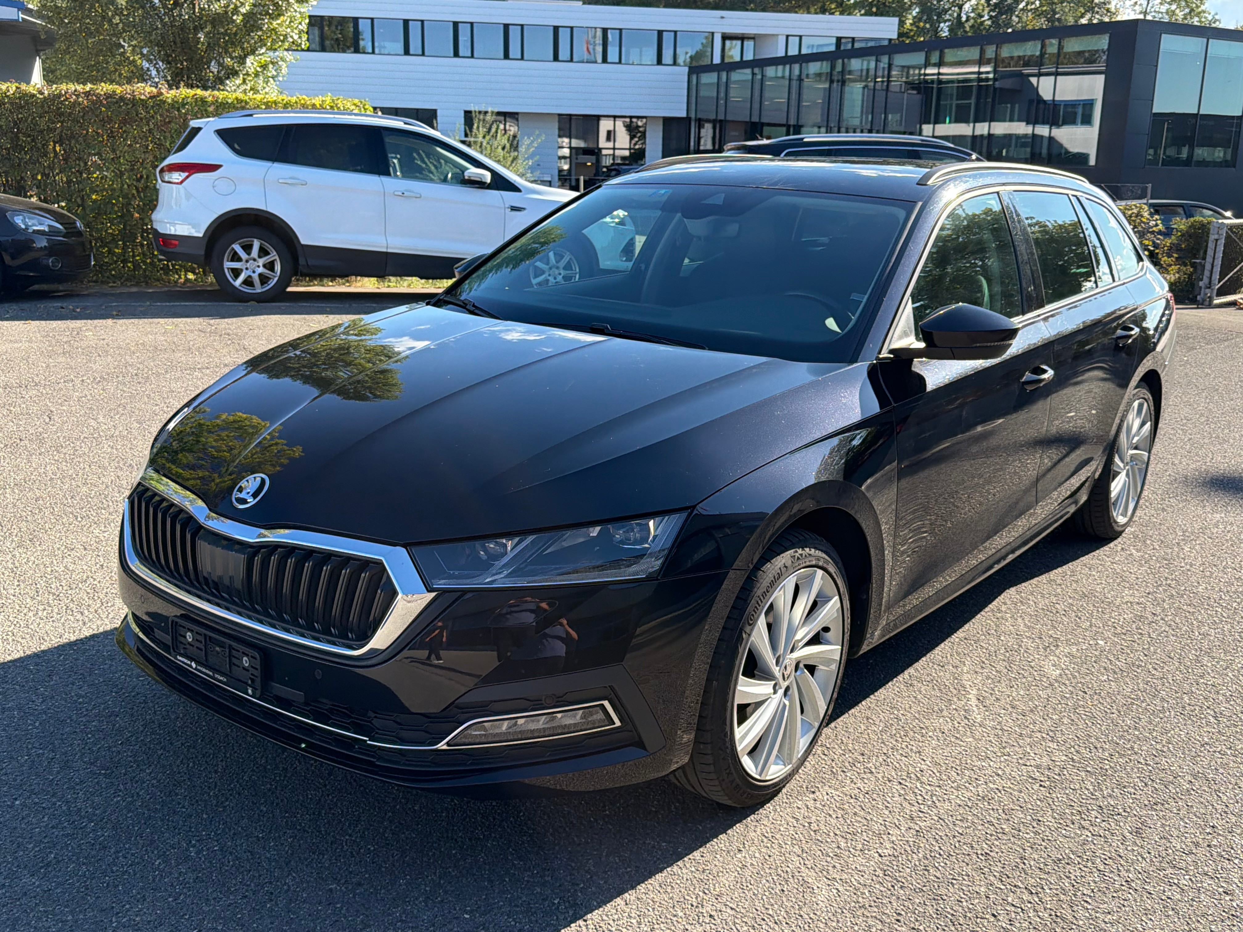 Car photo