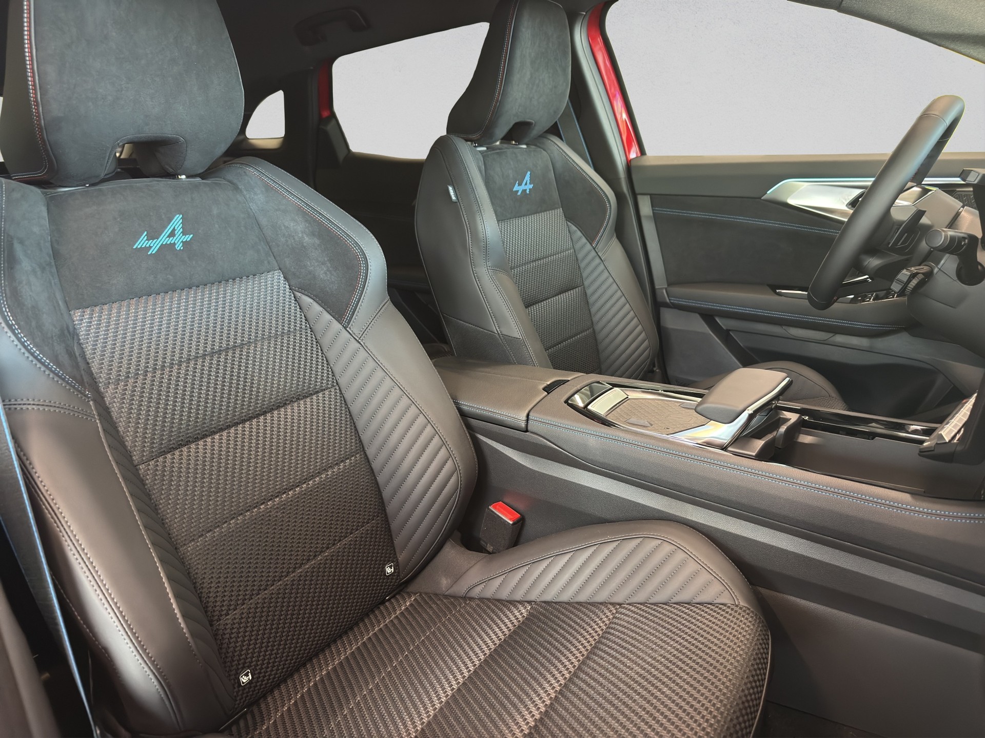 RENAULT Austral 1.2 HEV 200 esprit Alpine A-image-16
