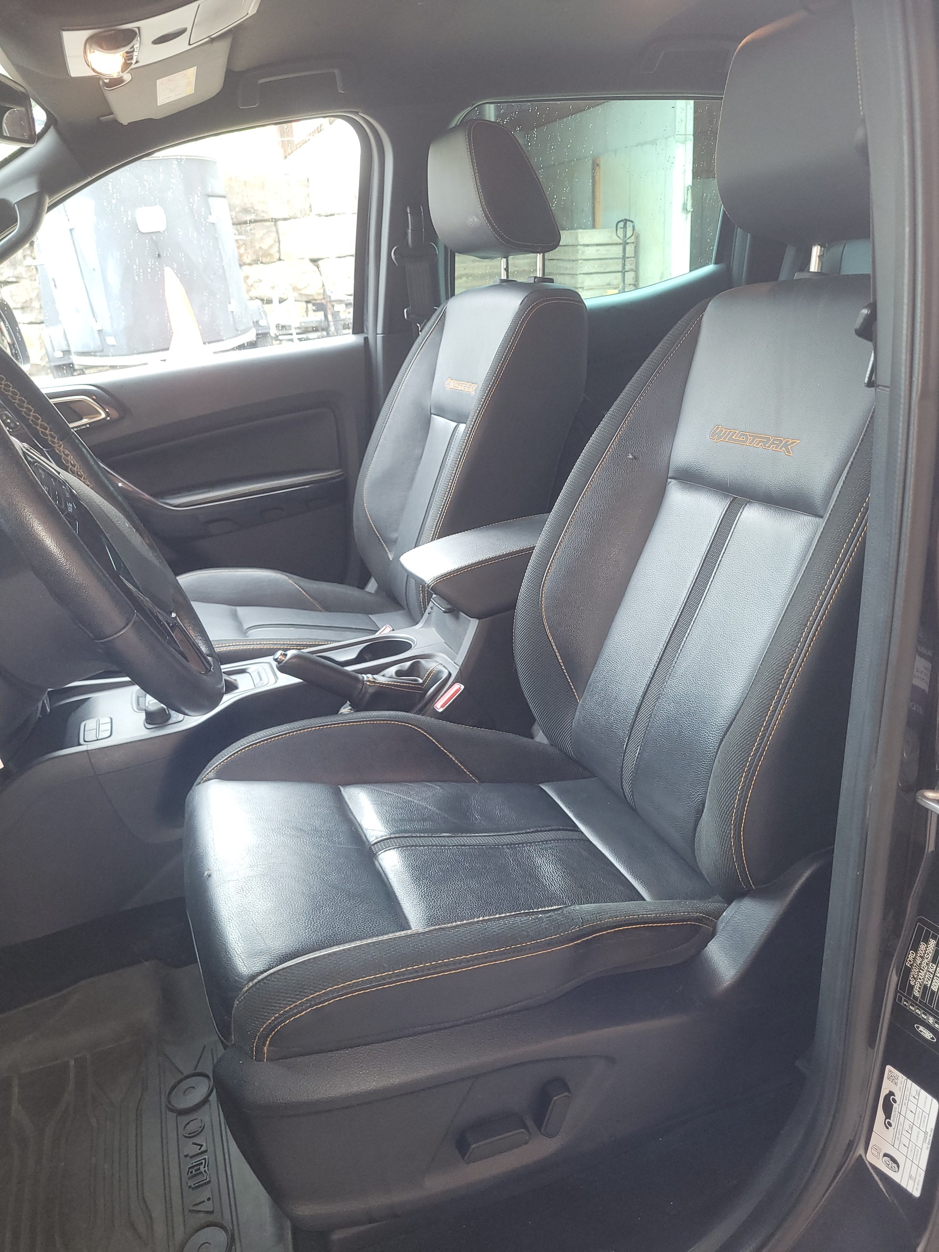 FORD 3.2 TDCi 4x4 Wildtrak-image-4
