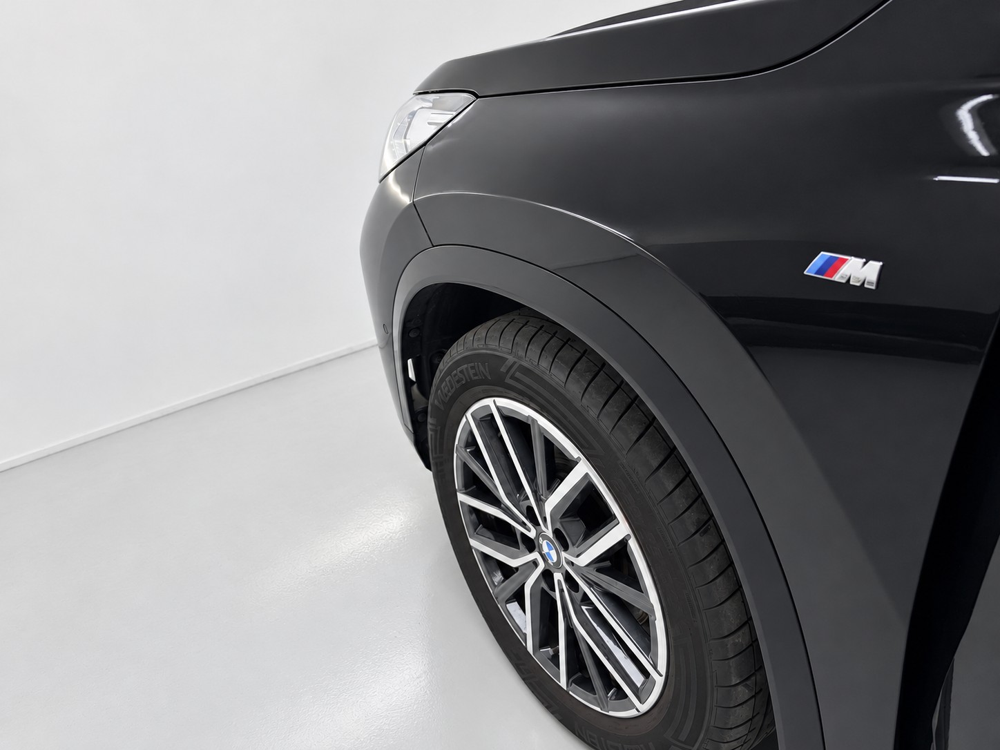 BMW X1 sDrive 18i M Sport Pro-image-31