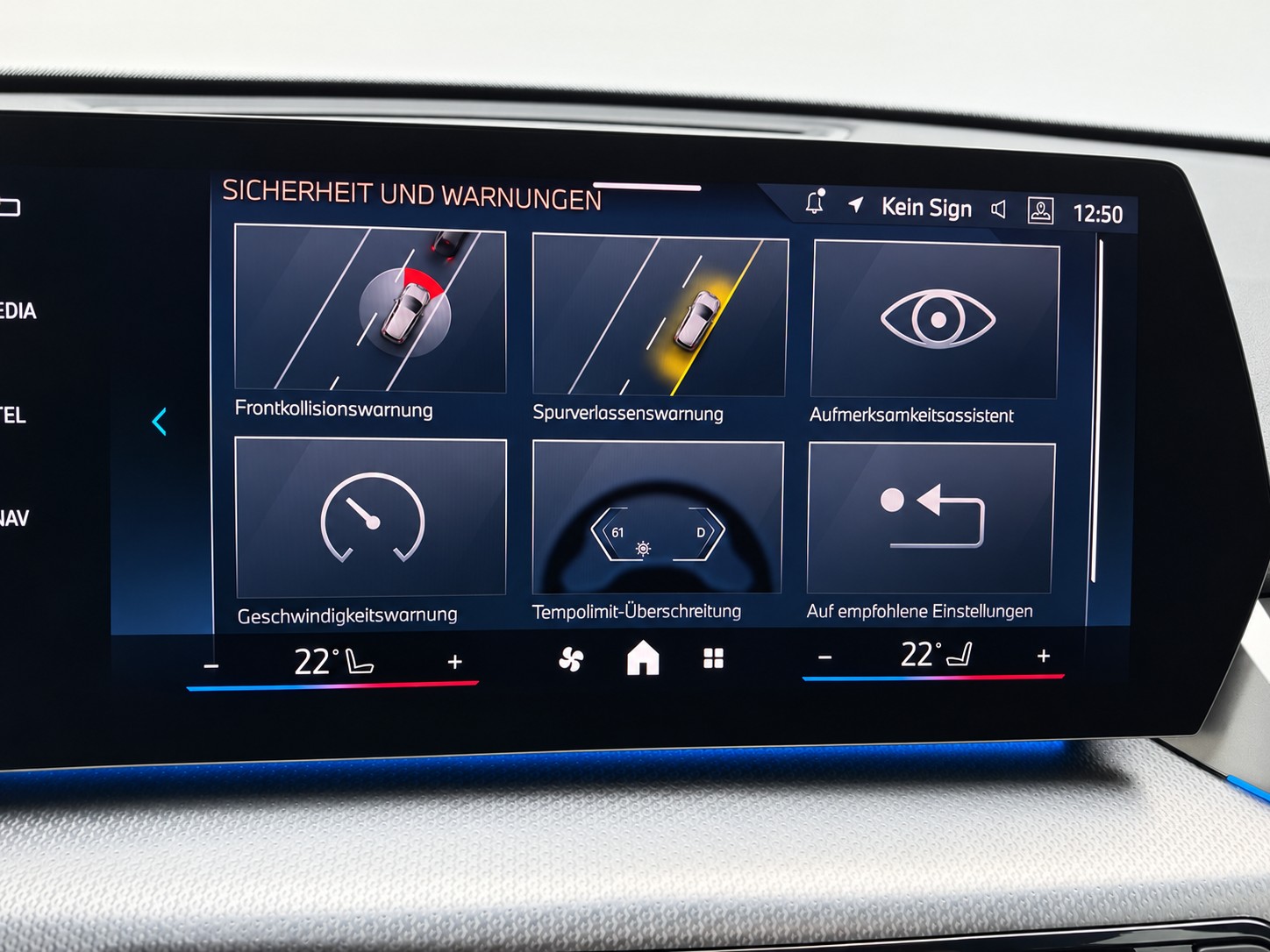 BMW X1 sDrive 18i M Sport Pro-image-27