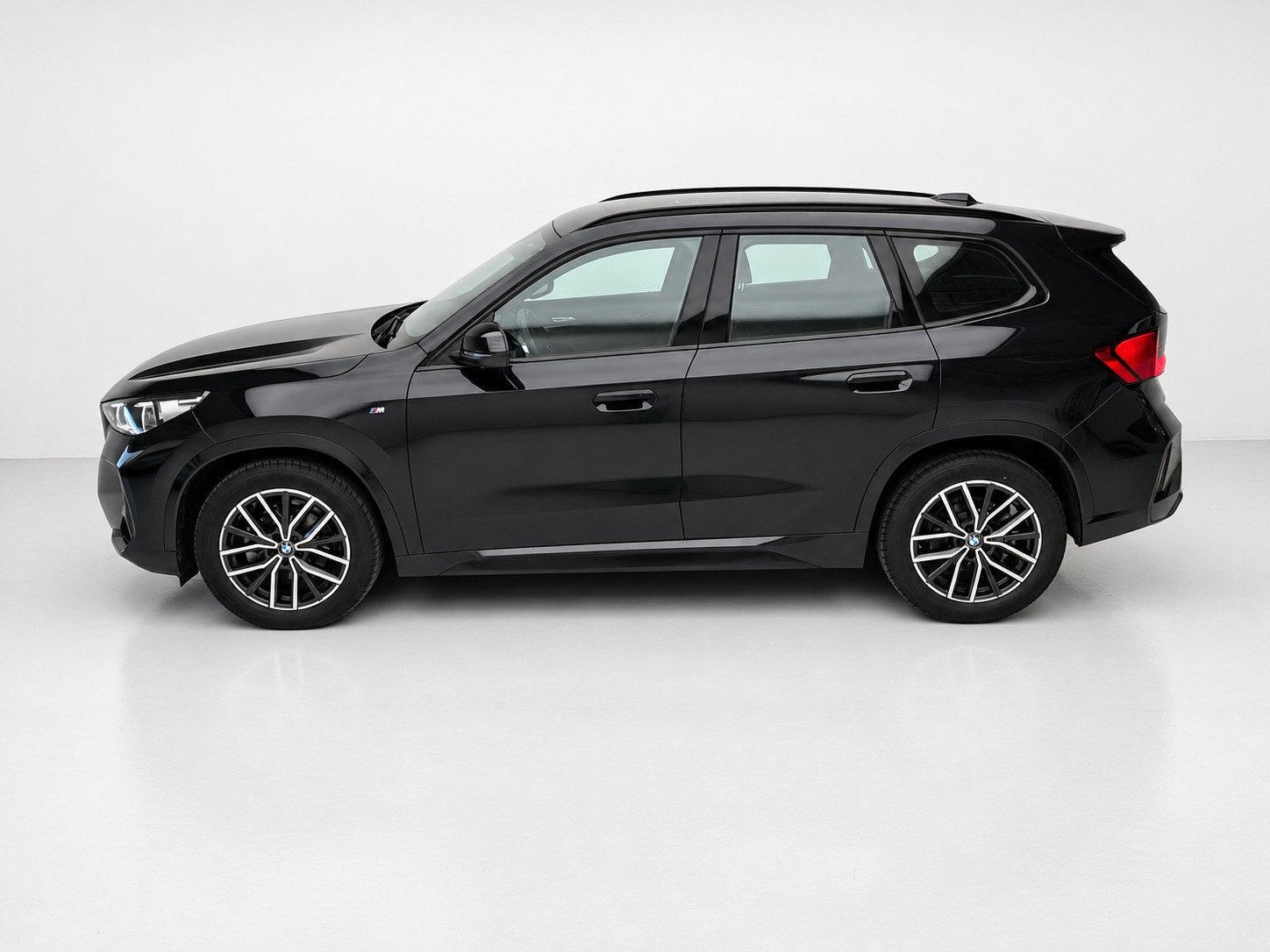 BMW X1 sDrive 18i M Sport Pro-image-2