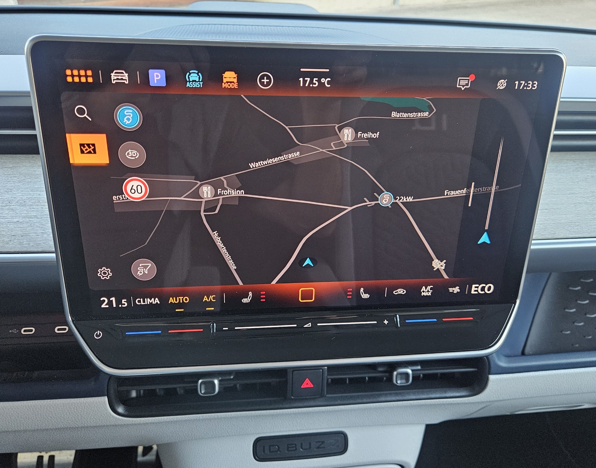 VW ID.Buzz NWB Pro mit 6 Sitzplätzen (kurzer Radstand)-image-17