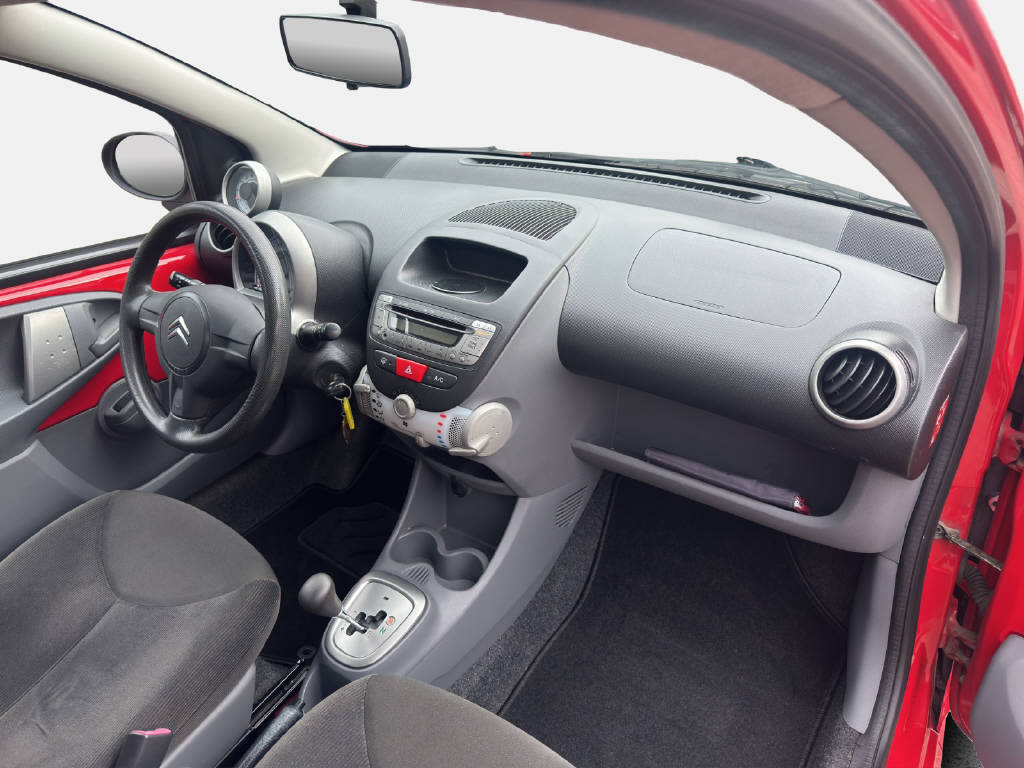CITROEN C1 1.0i Chic SensoDrive-image-8