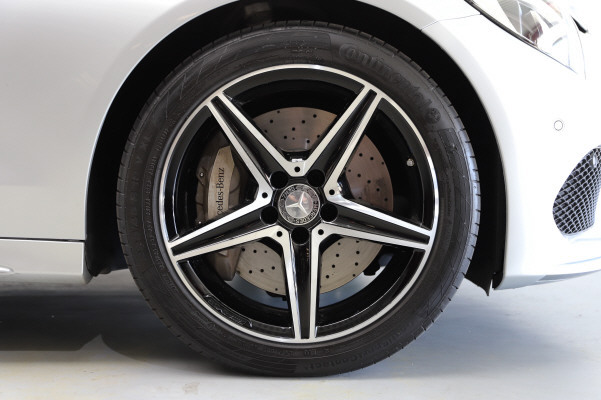 MERCEDES-BENZ C 450 AMG 4Matic-image-12