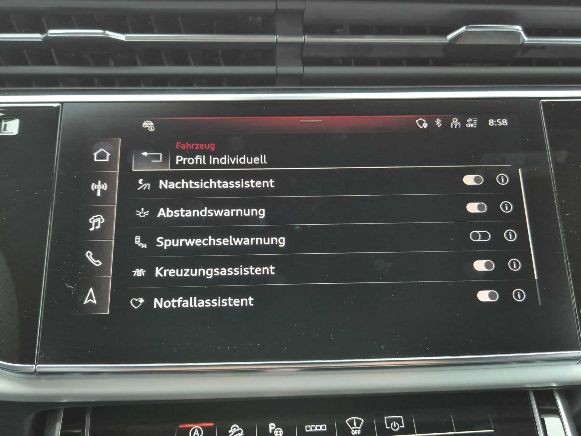 AUDI Q8 TFSI quattro 250 kW*S-Line,S-Sportsitze PLUS,23"Alu,5-Jahre Werksgarantie*-image-30