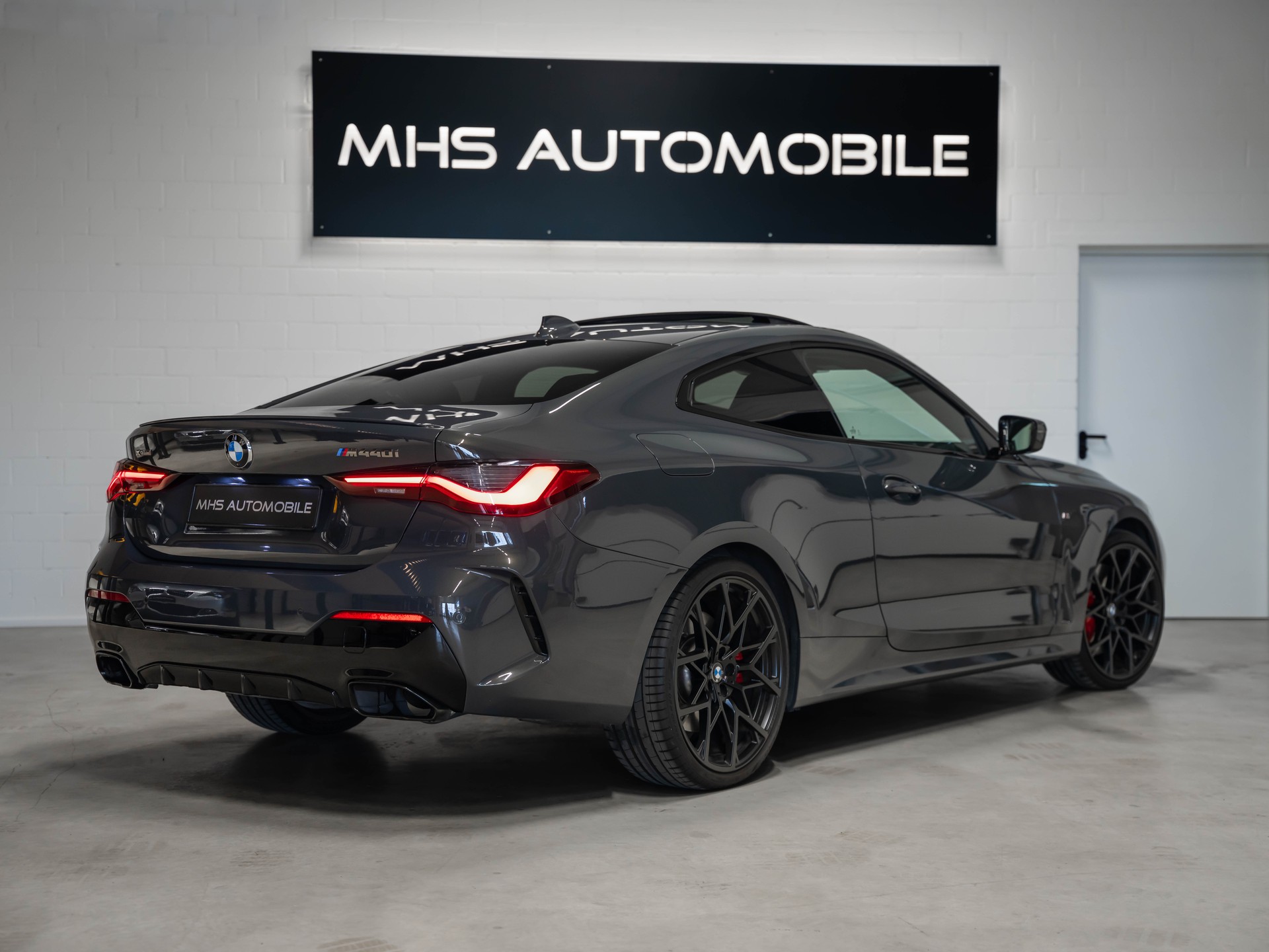 BMW M440i xDrive 48V Coupé Steptronic-image-4