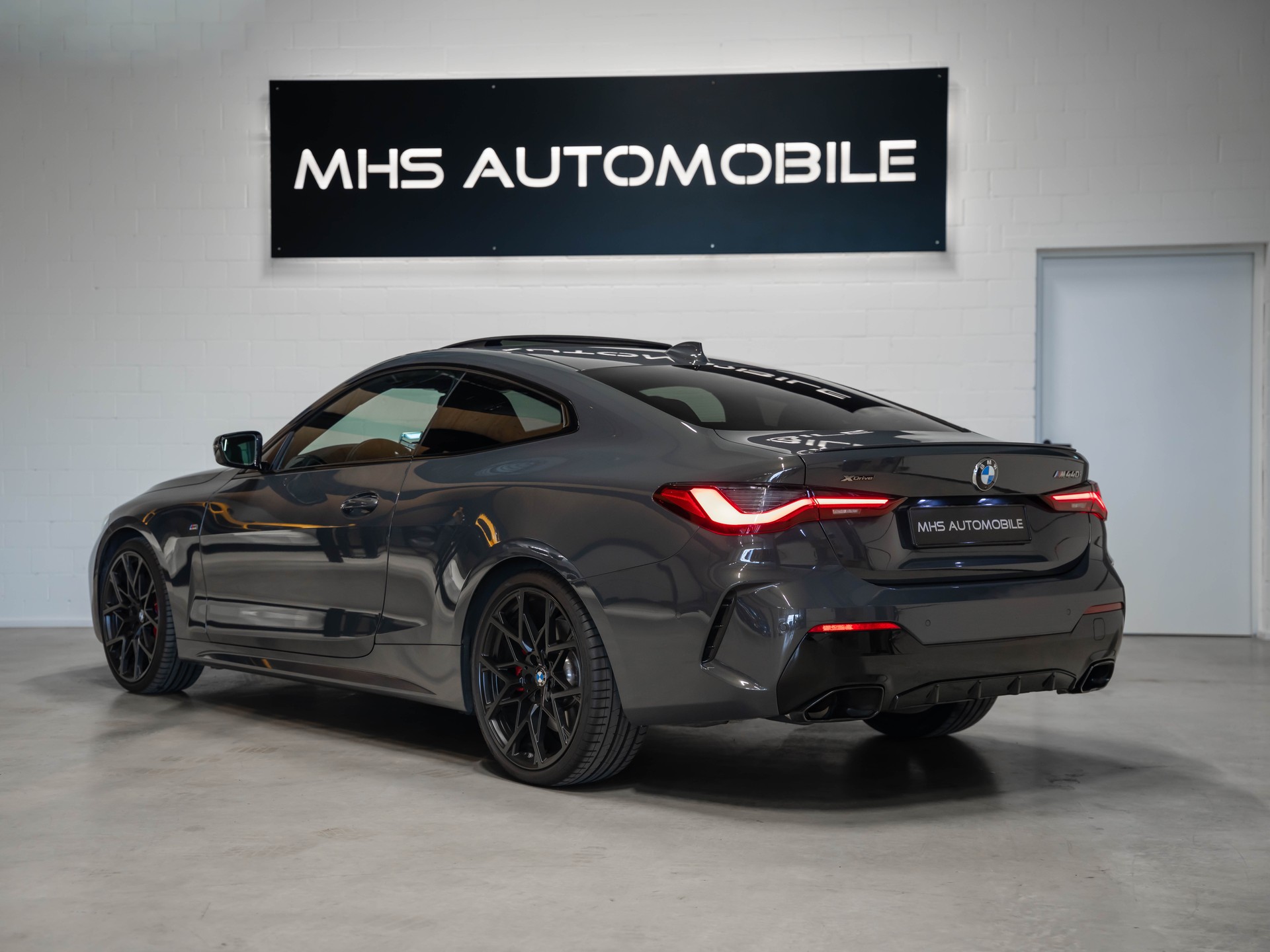 BMW M440i xDrive 48V Coupé Steptronic-image-2