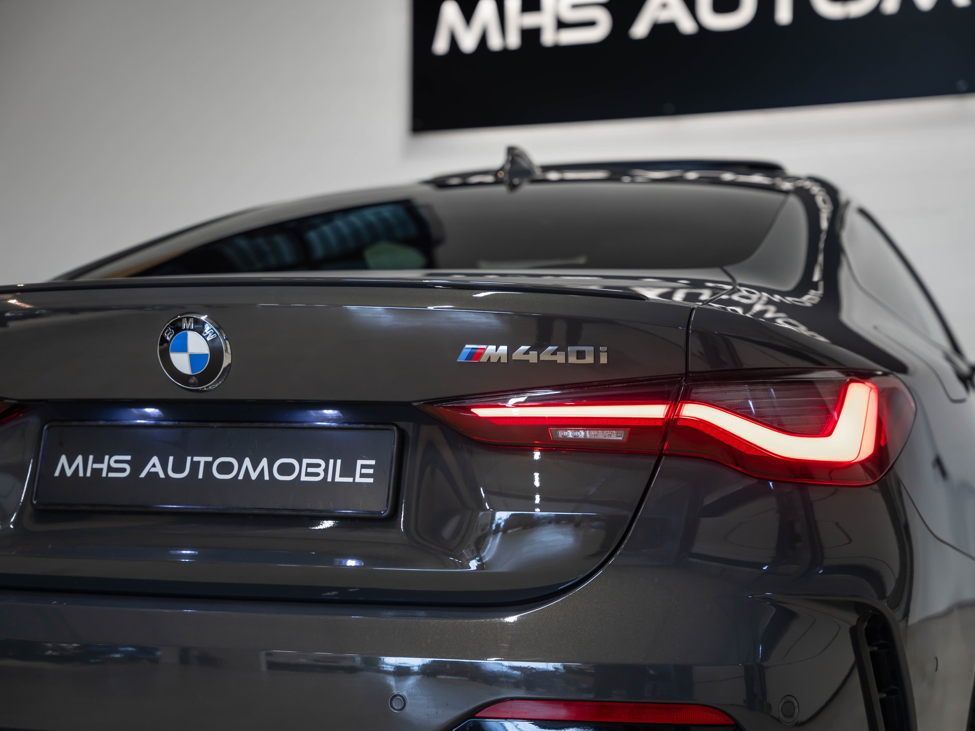 BMW M440i xDrive 48V Coupé Steptronic-image-21