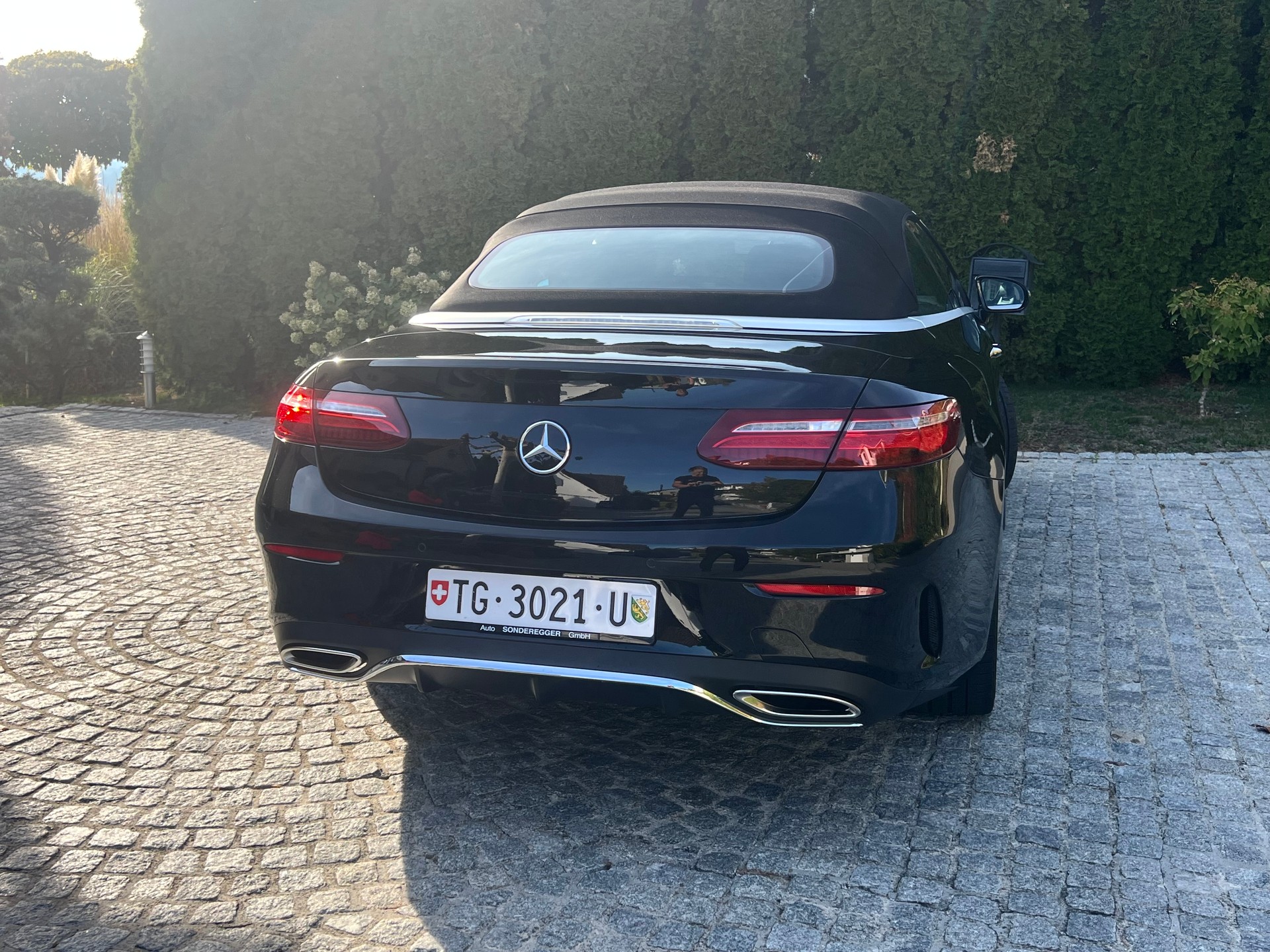 MERCEDES-BENZ E 400 Cabriolet AMG Line 4 Matic 9G-Tronic-image-8