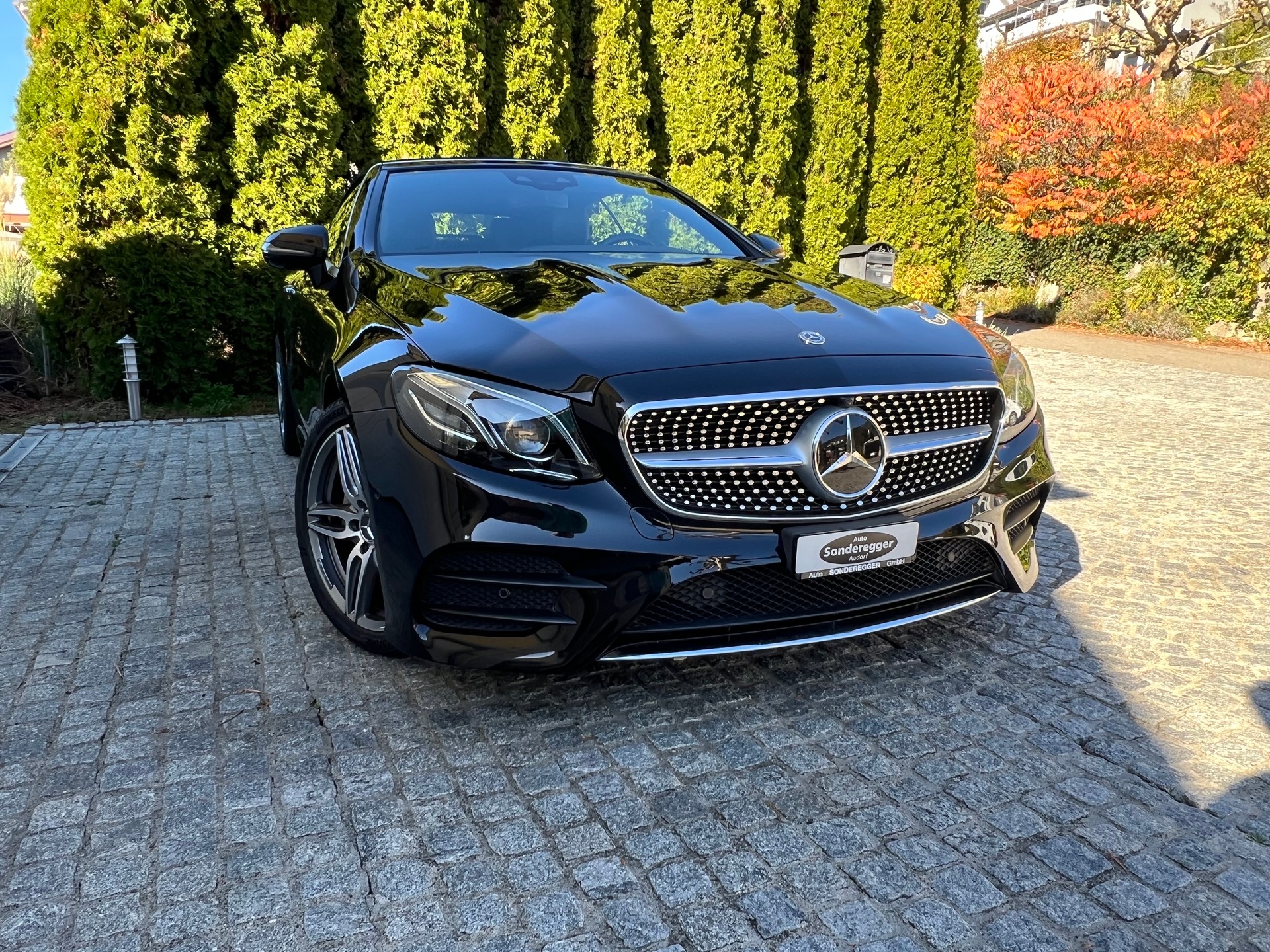 MERCEDES-BENZ E 400 Cabriolet AMG Line 4 Matic 9G-Tronic-showroom-element-2