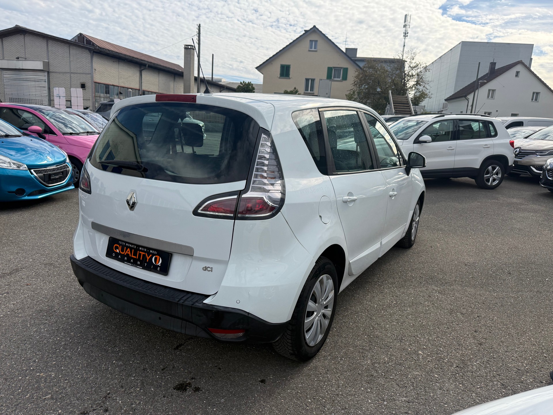 RENAULT Scénic 1.5 dCi Swiss Ed.-image-4