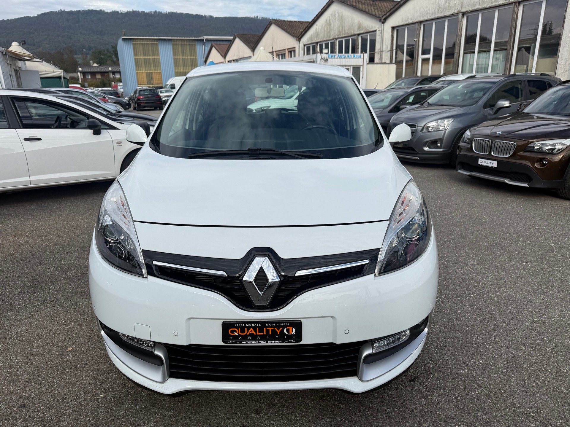 RENAULT Scénic 1.5 dCi Swiss Ed.-image-0