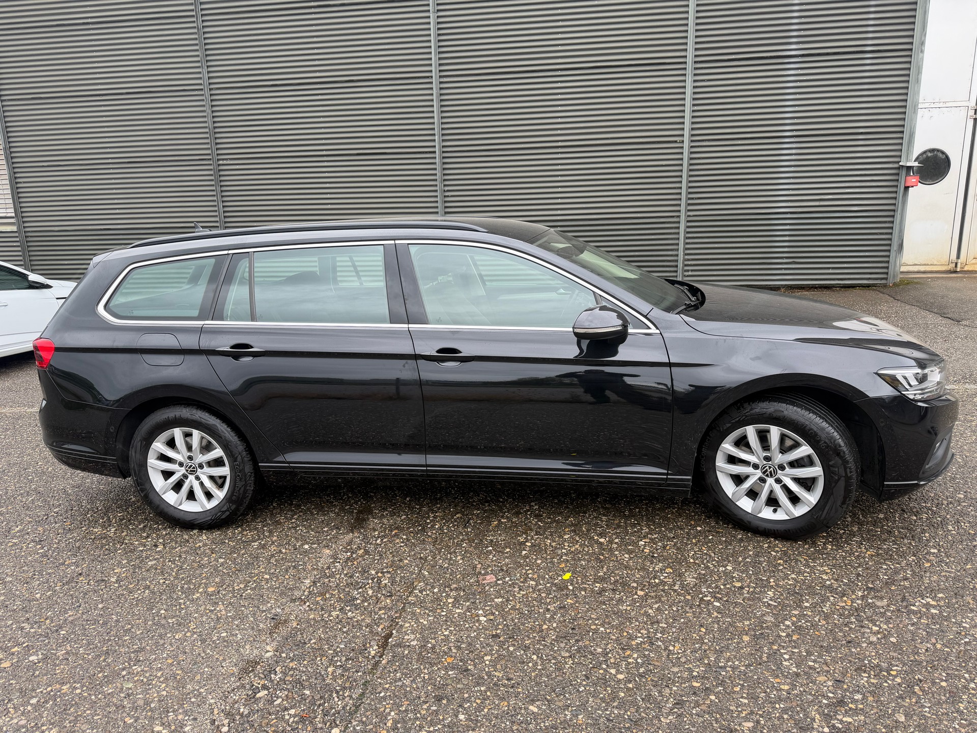 VW Passat 2.0 TDI BMT Business DSG * Gr. Navi * LED * Klima-auto * PDC V&H * RF-Kamera * Tempomat * Ab MFK-image-11