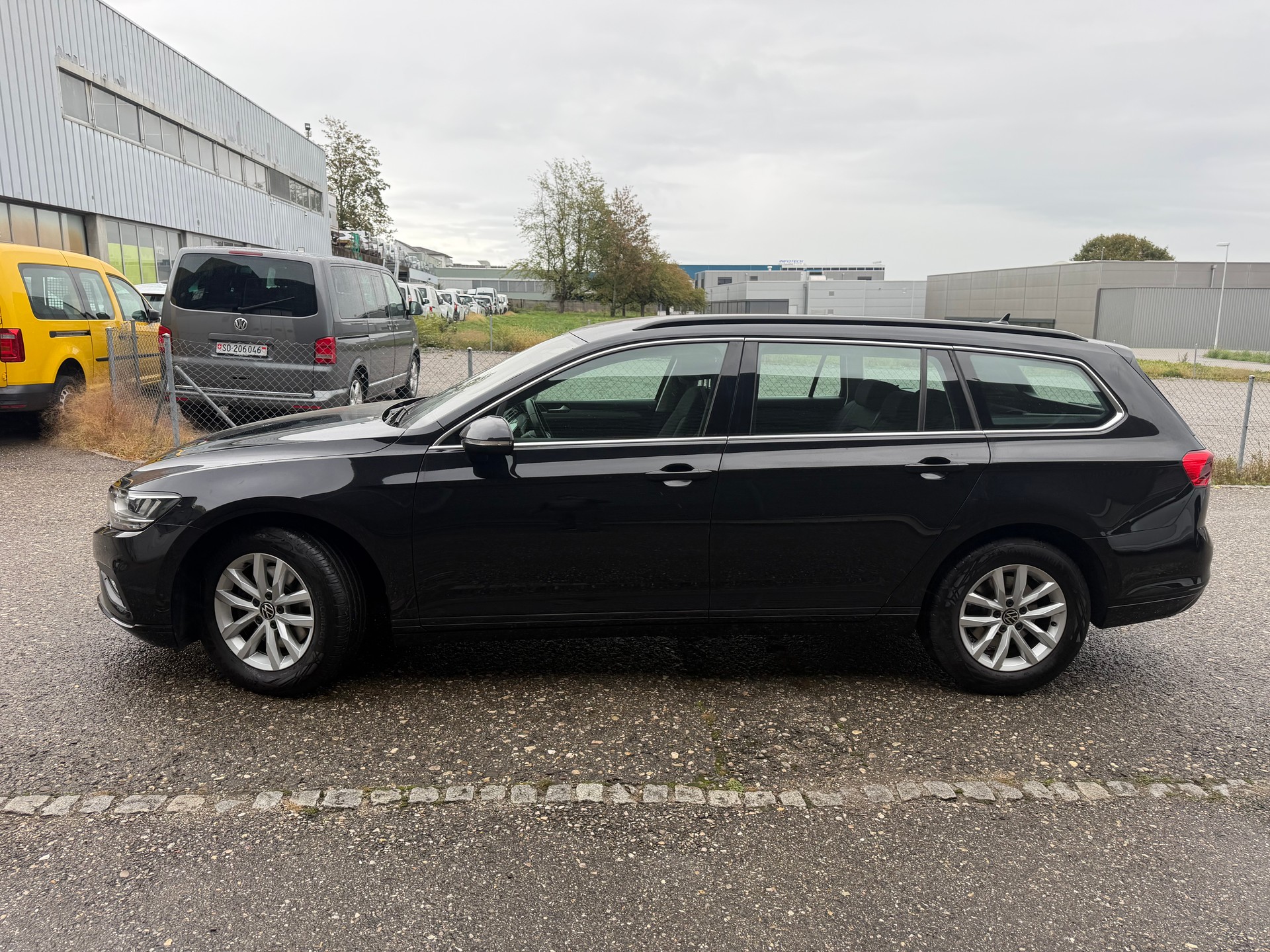 VW Passat 2.0 TDI BMT Business DSG * Gr. Navi * LED * Klima-auto * PDC V&H * RF-Kamera * Tempomat * Ab MFK-image-10