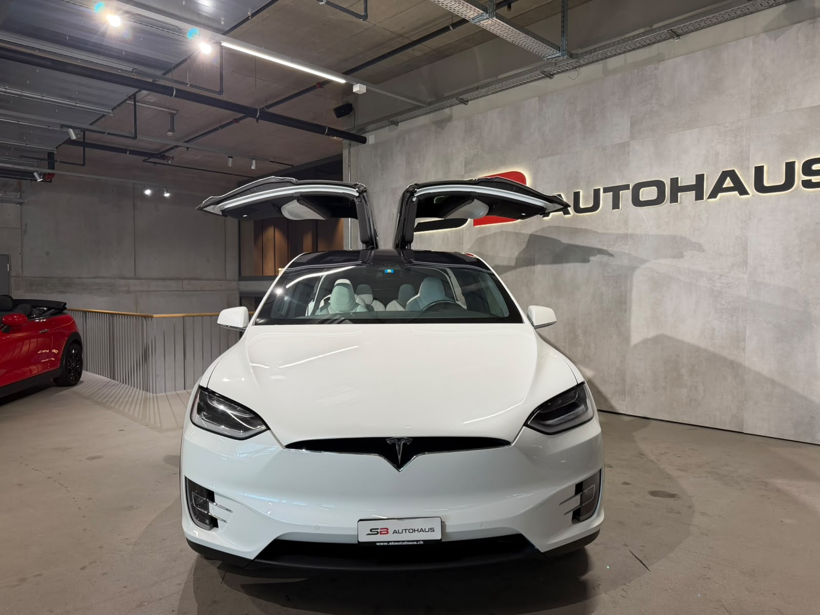 TESLA Model X Ludicrous Performance-image-1