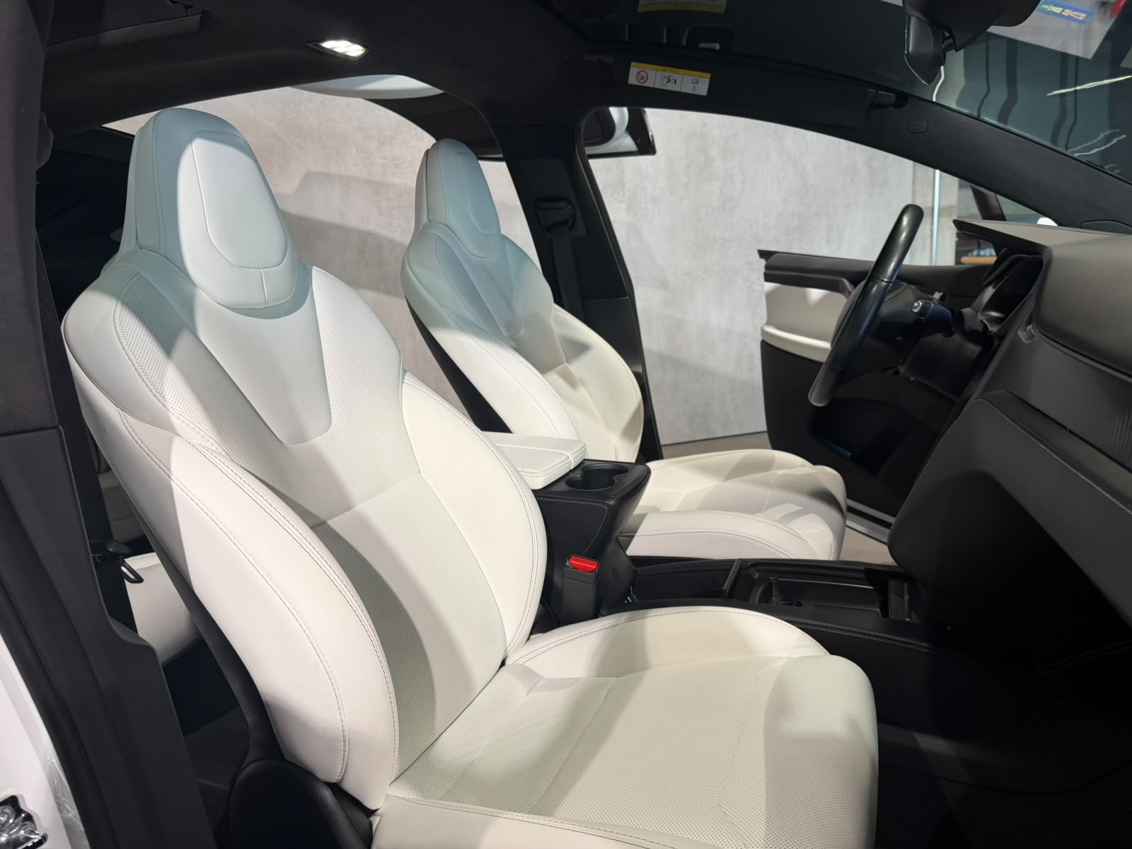 TESLA Model X Ludicrous Performance-image-6