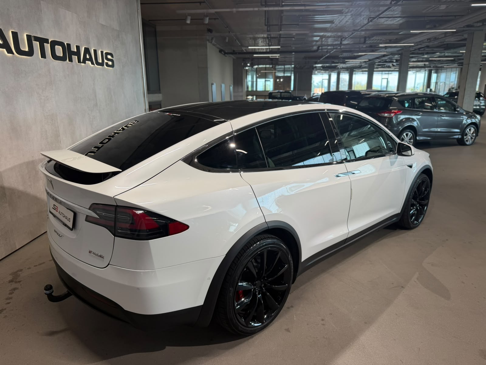 TESLA Model X Ludicrous Performance-image-20