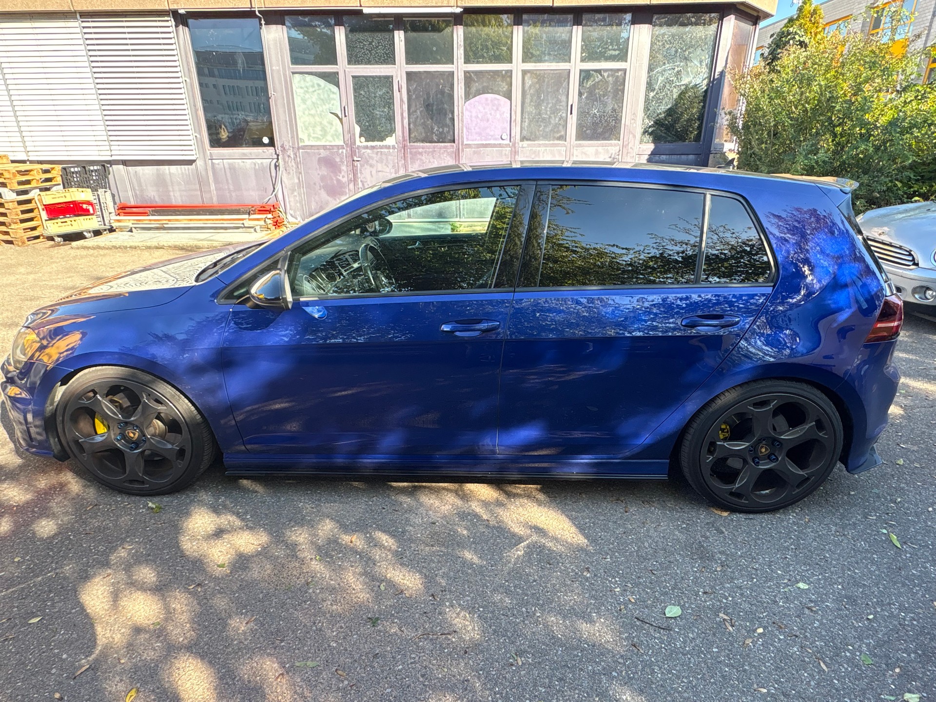 VW Golf 2.0 TSI R 4Motion DSG-image-5