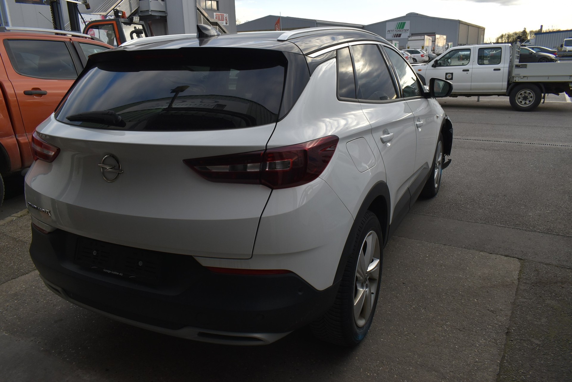 OPEL Grandland X 1.2i TP Enjoy Automatik-image-10