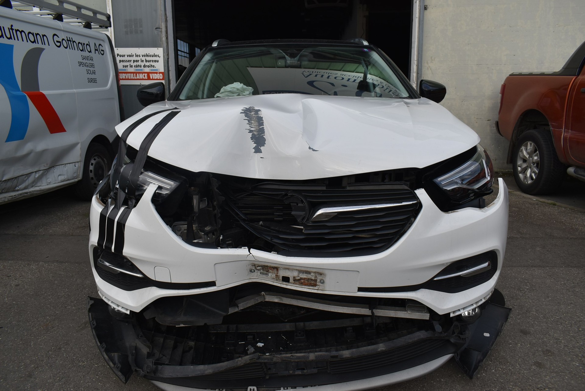 OPEL Grandland X 1.2i TP Enjoy Automatik-image-4