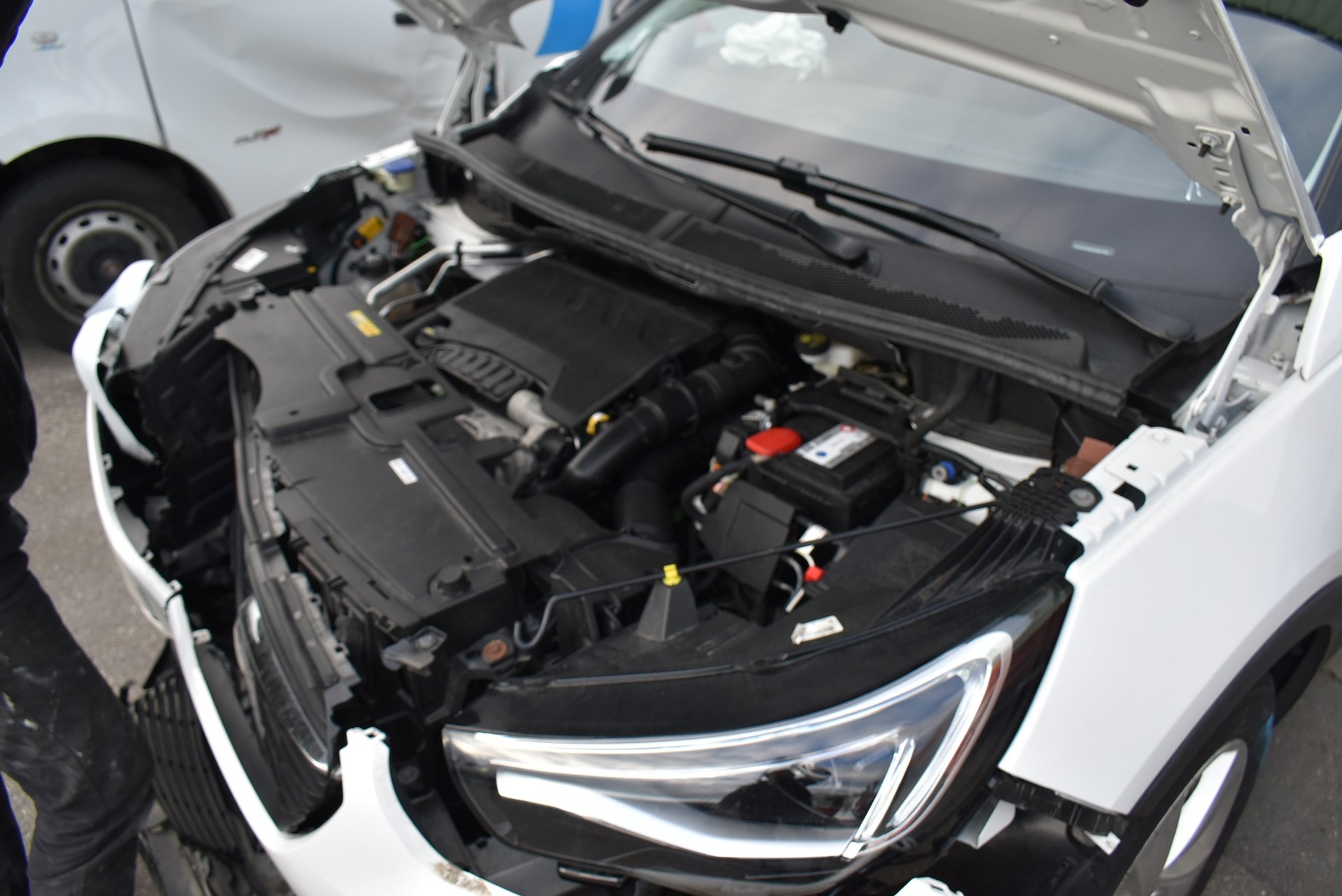 OPEL Grandland X 1.2i TP Enjoy Automatik-image-6