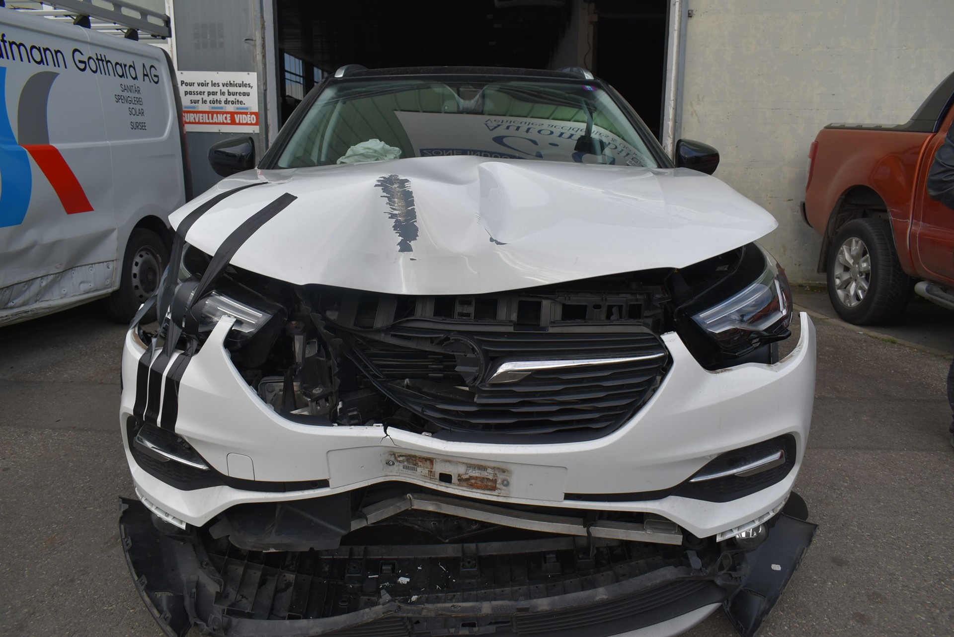OPEL Grandland X 1.2i TP Enjoy Automatik-image-7