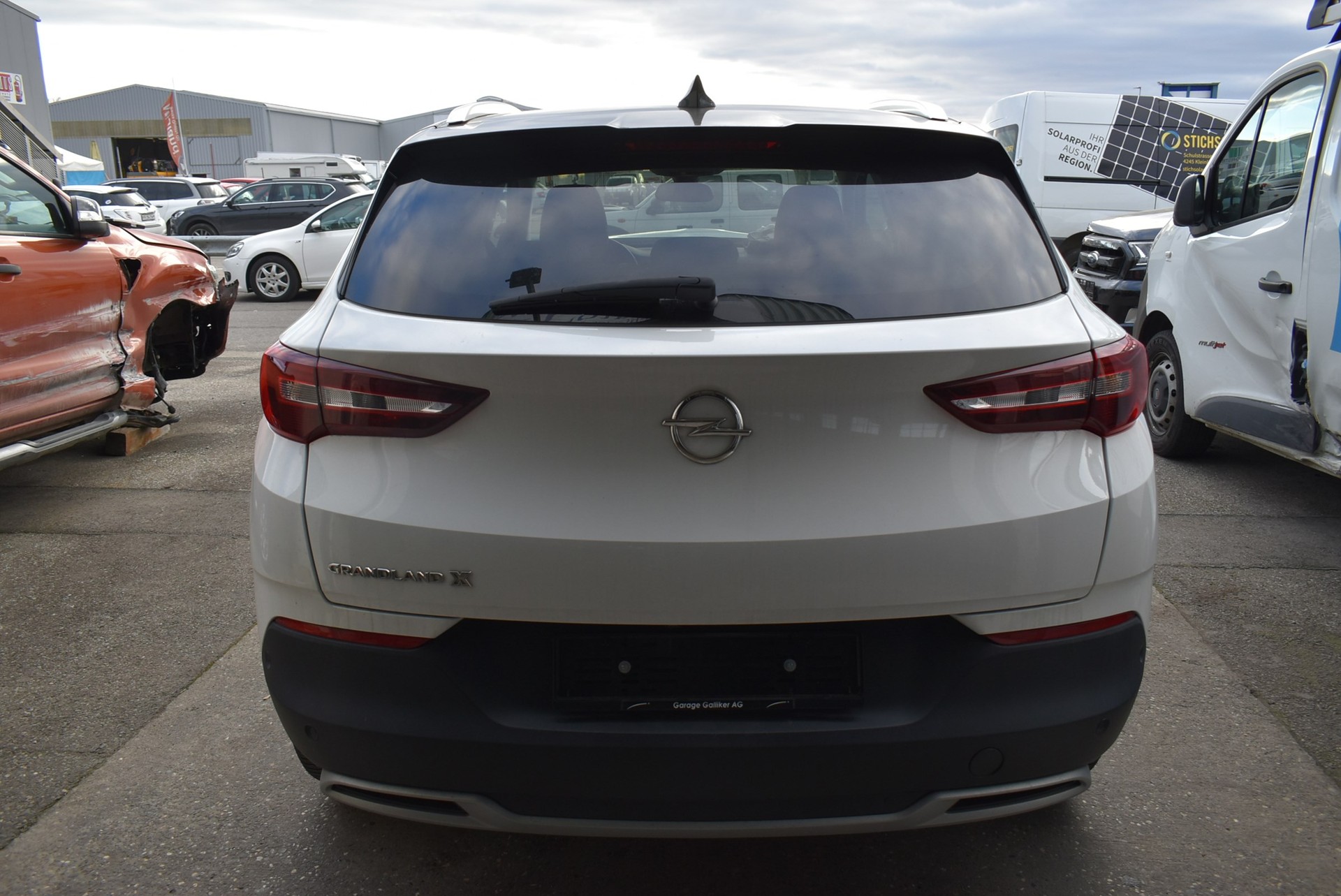 OPEL Grandland X 1.2i TP Enjoy Automatik-image-9