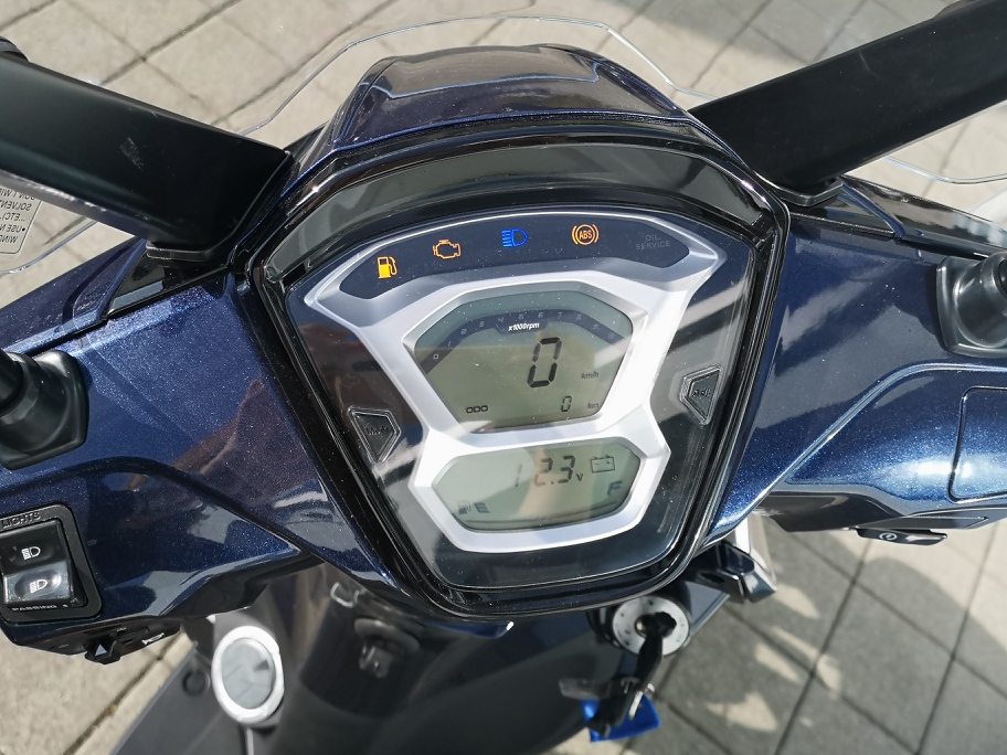 KYMCO People S 125i ABS Topcase/Windschild-image-2
