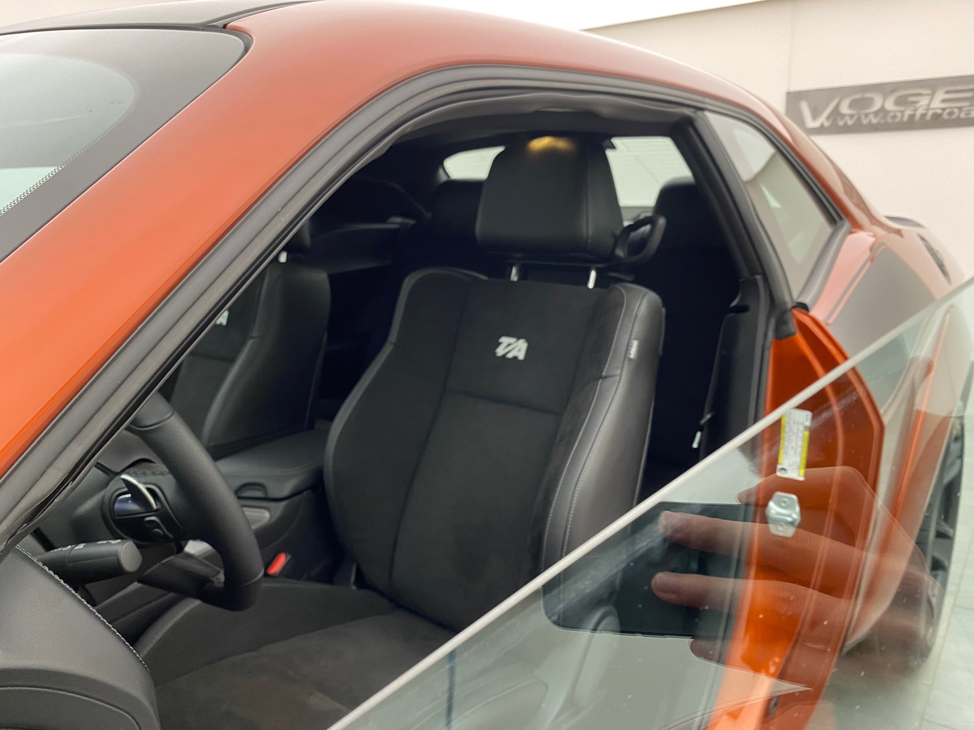 DODGE Challenger T/A 392 WB-image-6