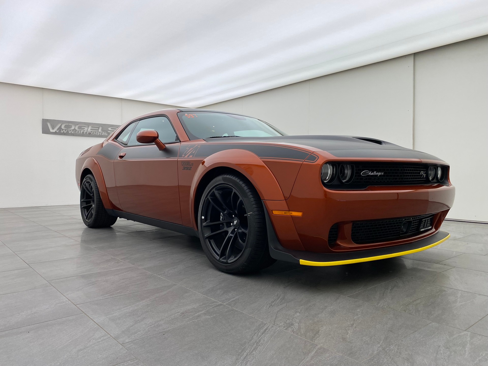 DODGE Challenger T/A 392 WB-image-2