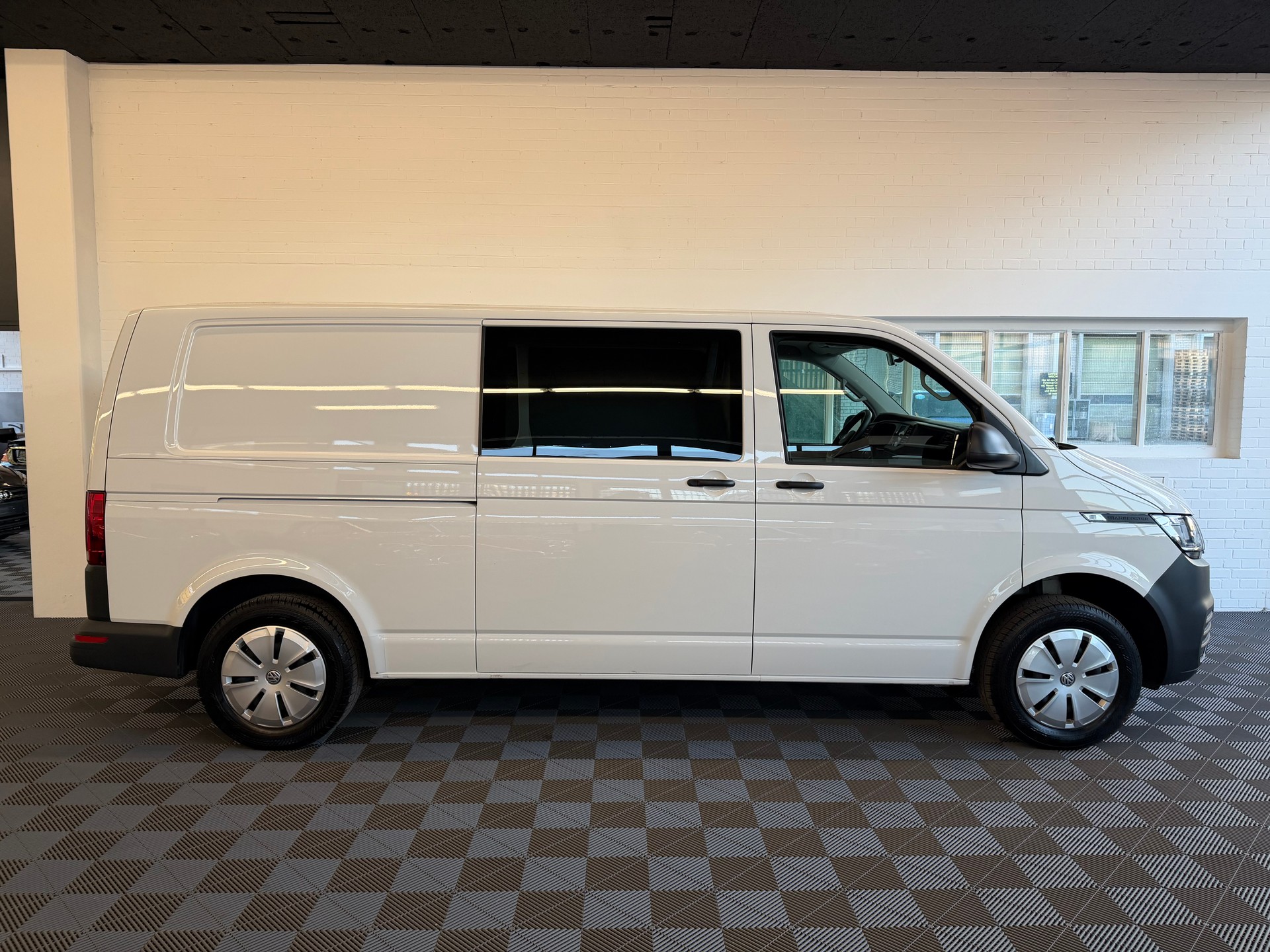 VW T6.1 ABTe-image-1