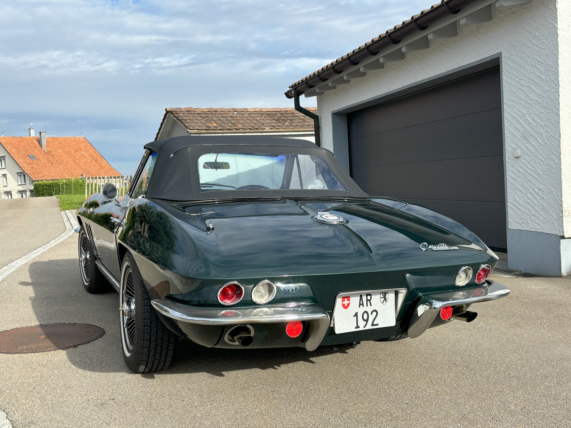 CHEVROLET Corvette C2 Sting Ray-image-2