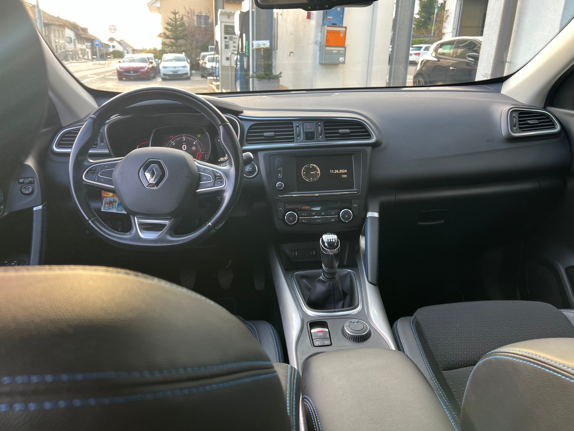 RENAULT Kadjar 1.6 dCi Swiss Edition 4x4-image-4