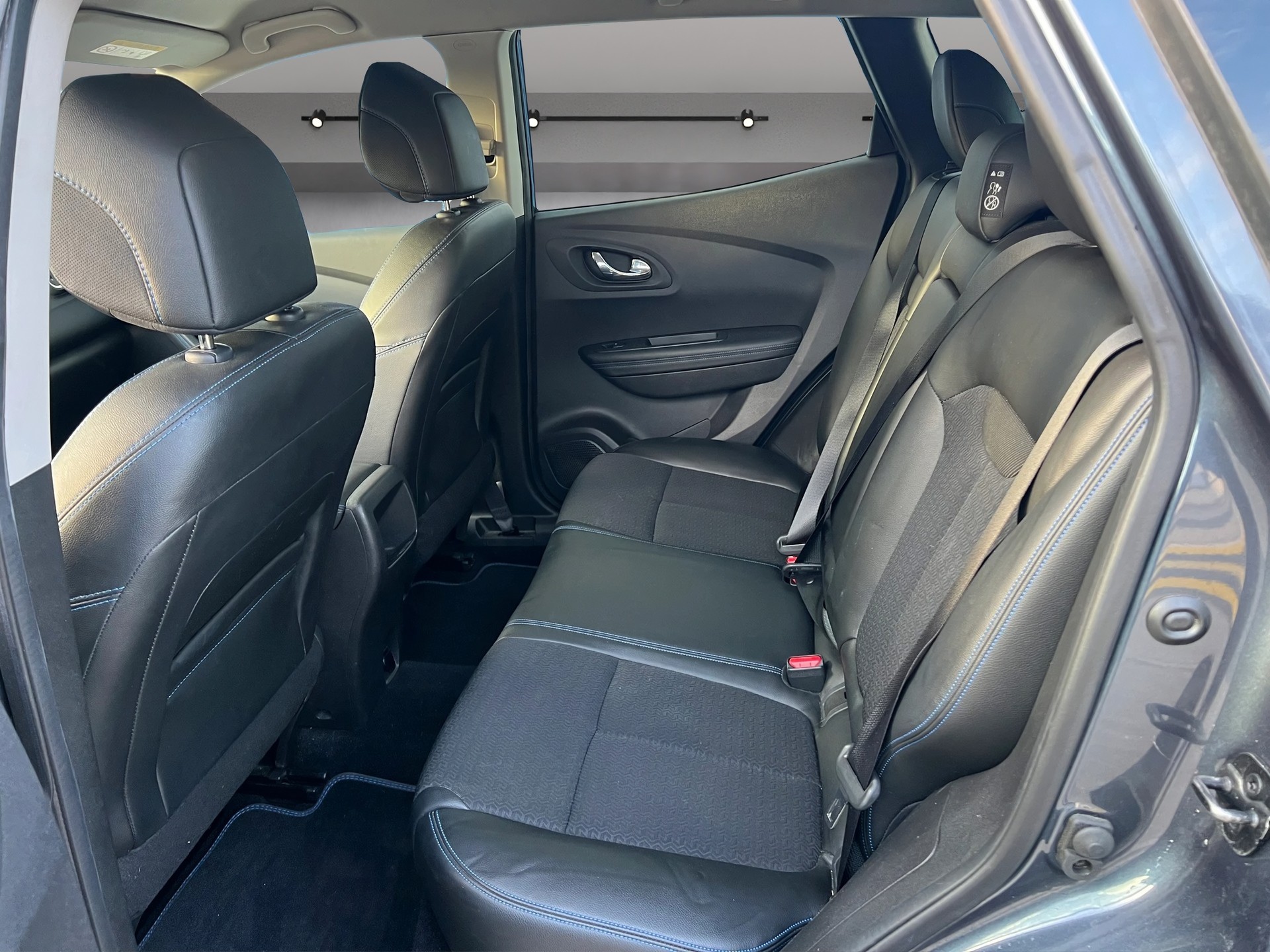 RENAULT Kadjar 1.6 dCi Swiss Edition 4x4-image-5