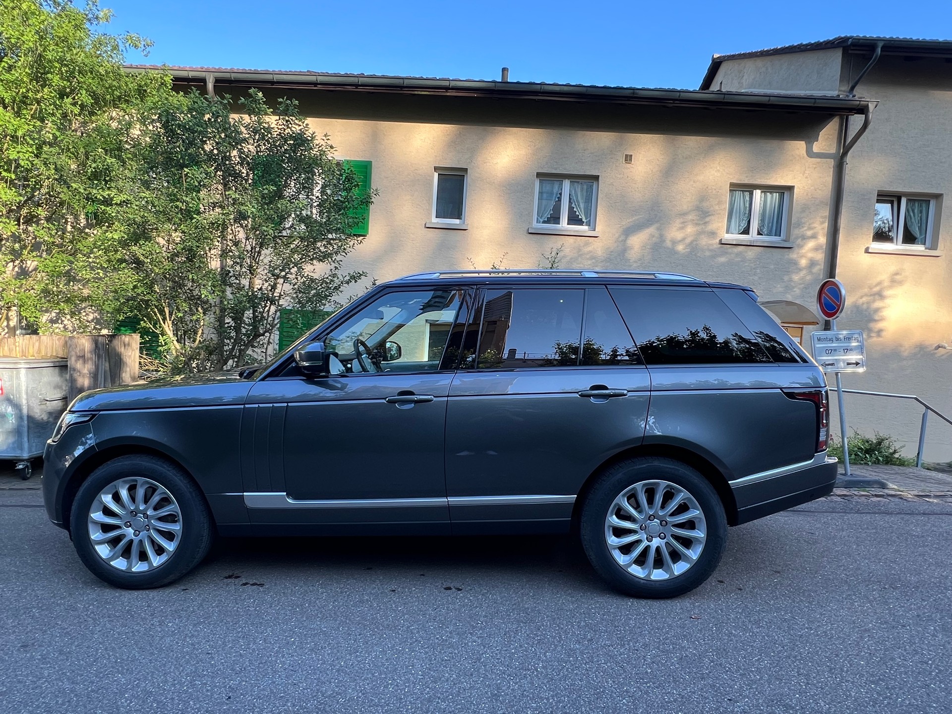 LAND ROVER Range Rover 4.4 SDV8 Vogue Automatic-image-0