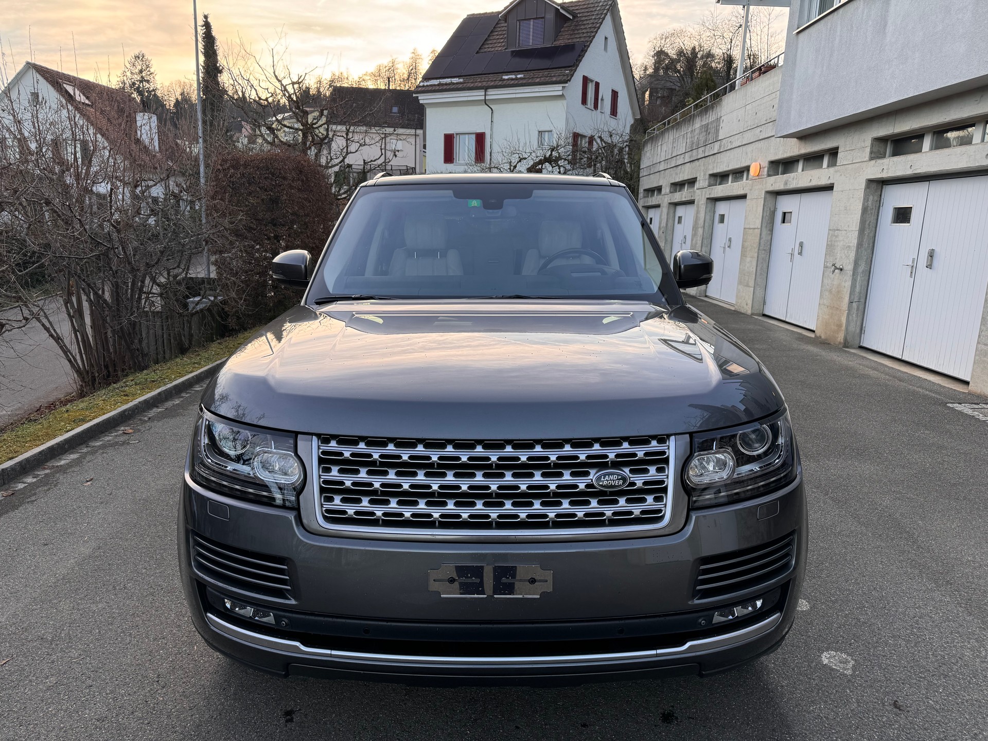 LAND ROVER Range Rover 4.4 SDV8 Vogue Automatic-image-1