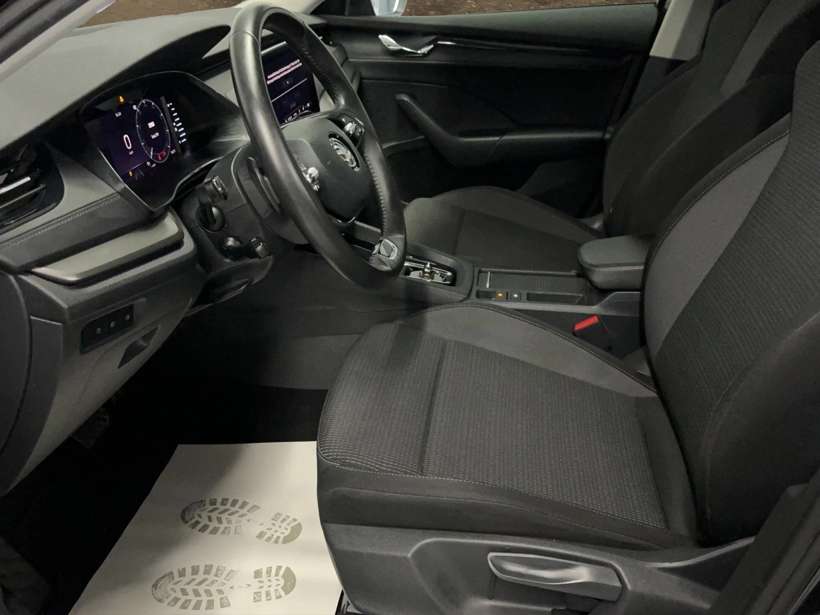 SKODA Octavia Combi 1.0 TSI mHEV DSG Ambition-image-10