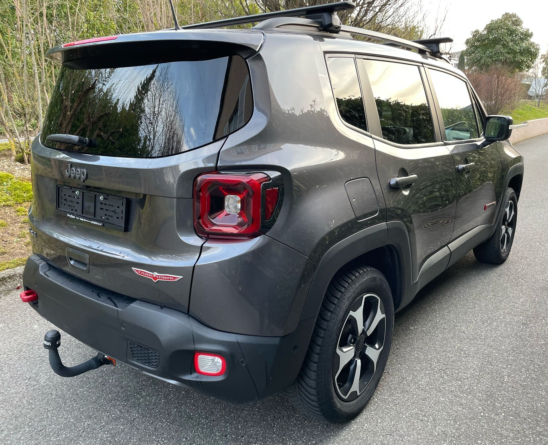 JEEP Renegade 2.0 MJ Trailhawk AWD + Low Range 9ATX-image-2