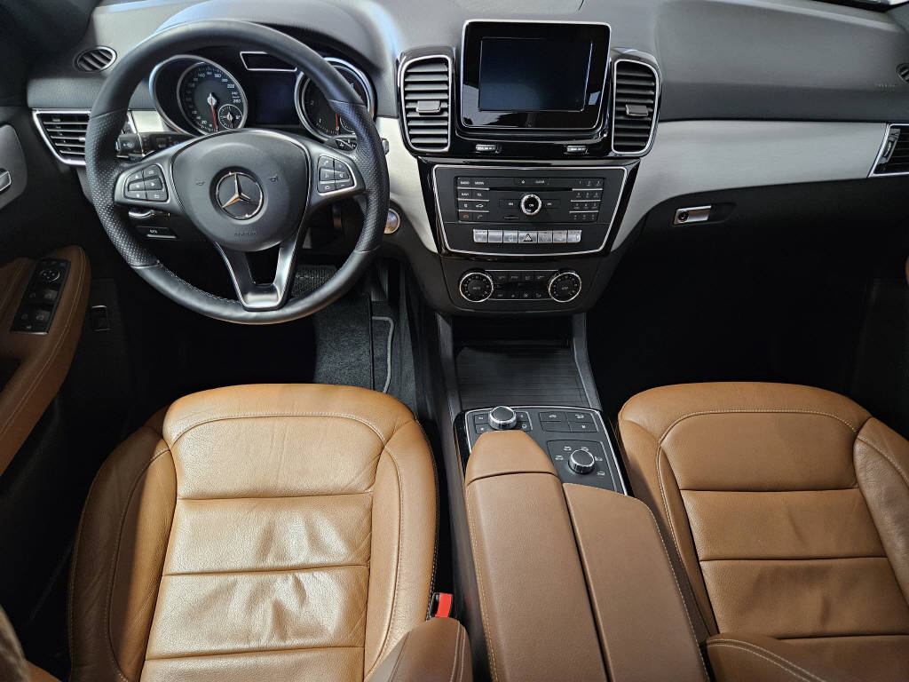 MERCEDES-BENZ GLE 350 d 4Matic-image-6
