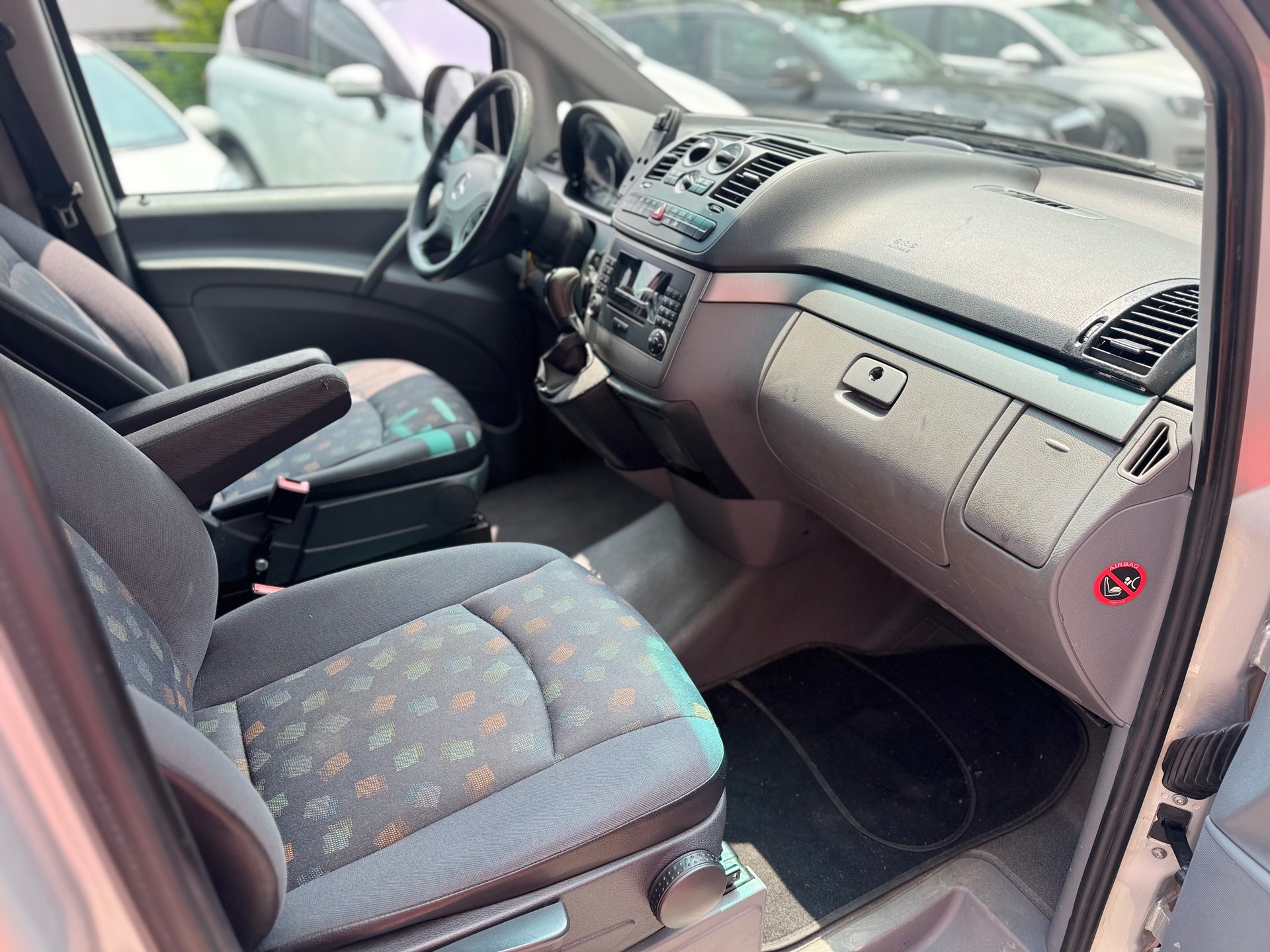 MERCEDES-BENZ Vito 120 CDI Automat-image-7