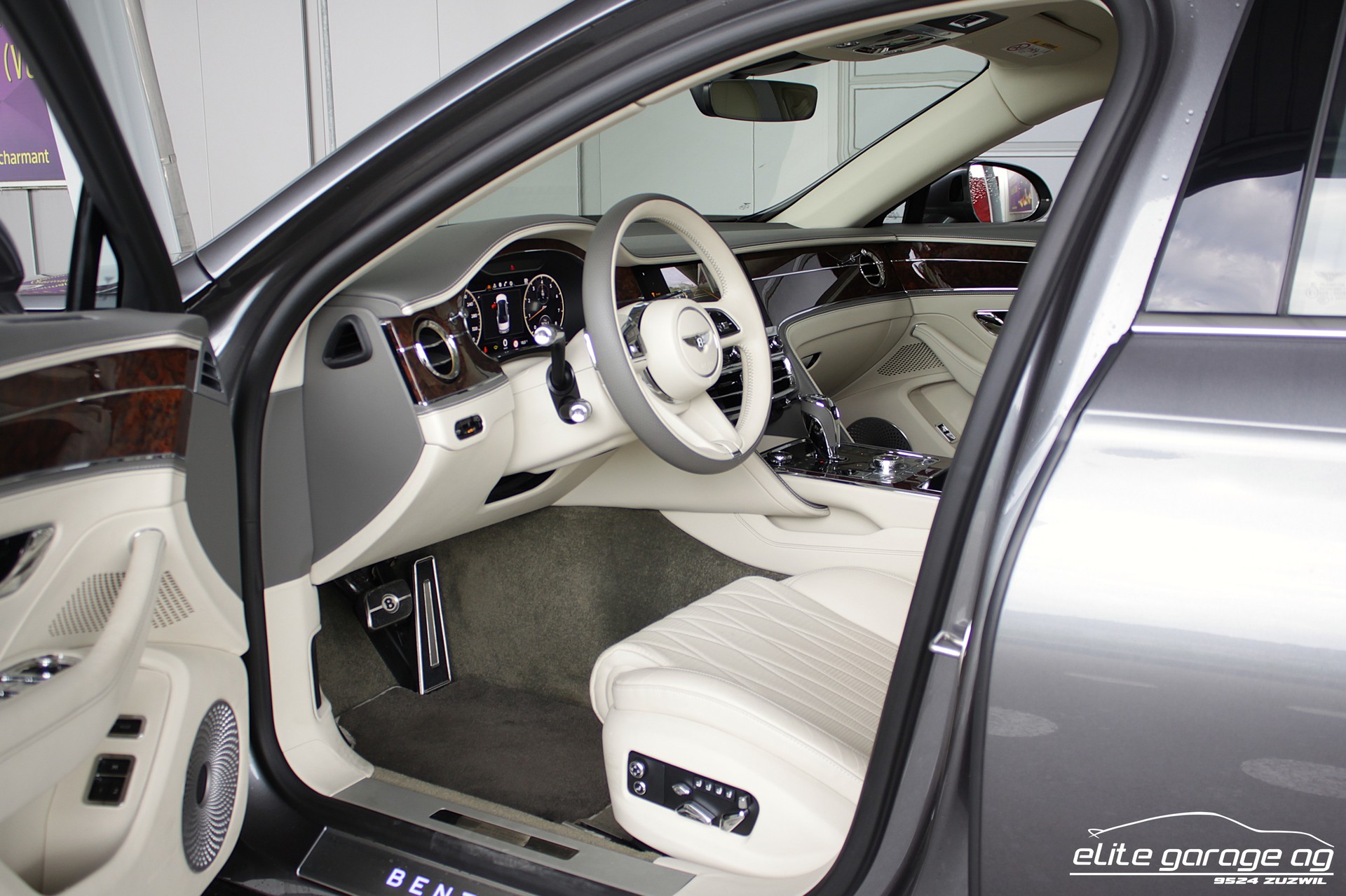 BENTLEY Flying Spur 4.0 V8-image-11
