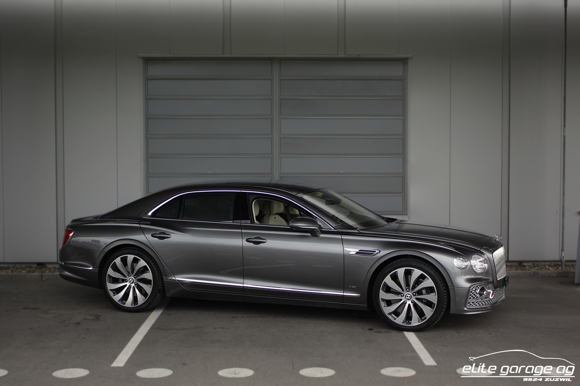 BENTLEY Flying Spur 4.0 V8-image-6