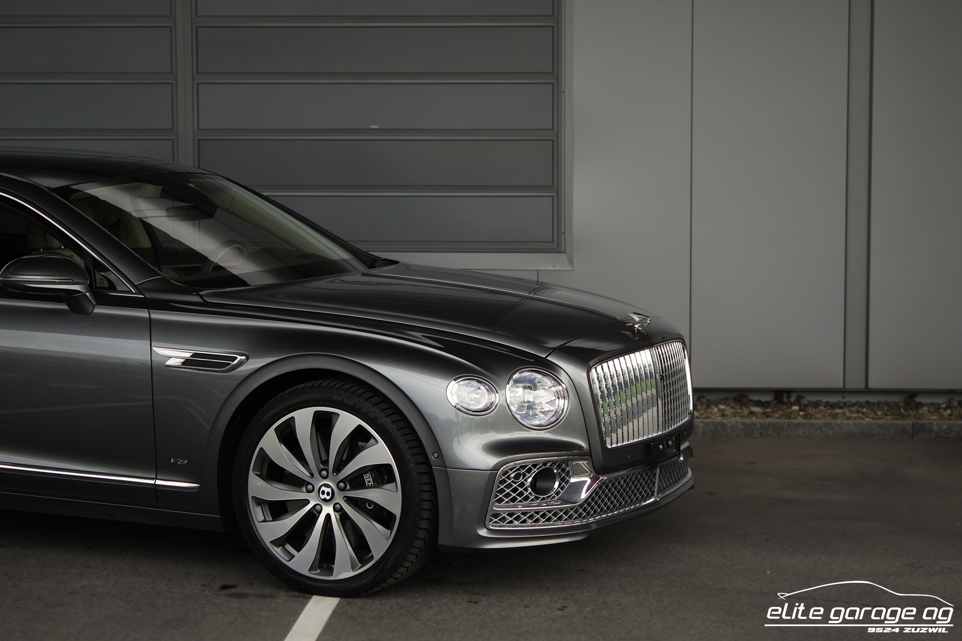 BENTLEY Flying Spur 4.0 V8-image-8
