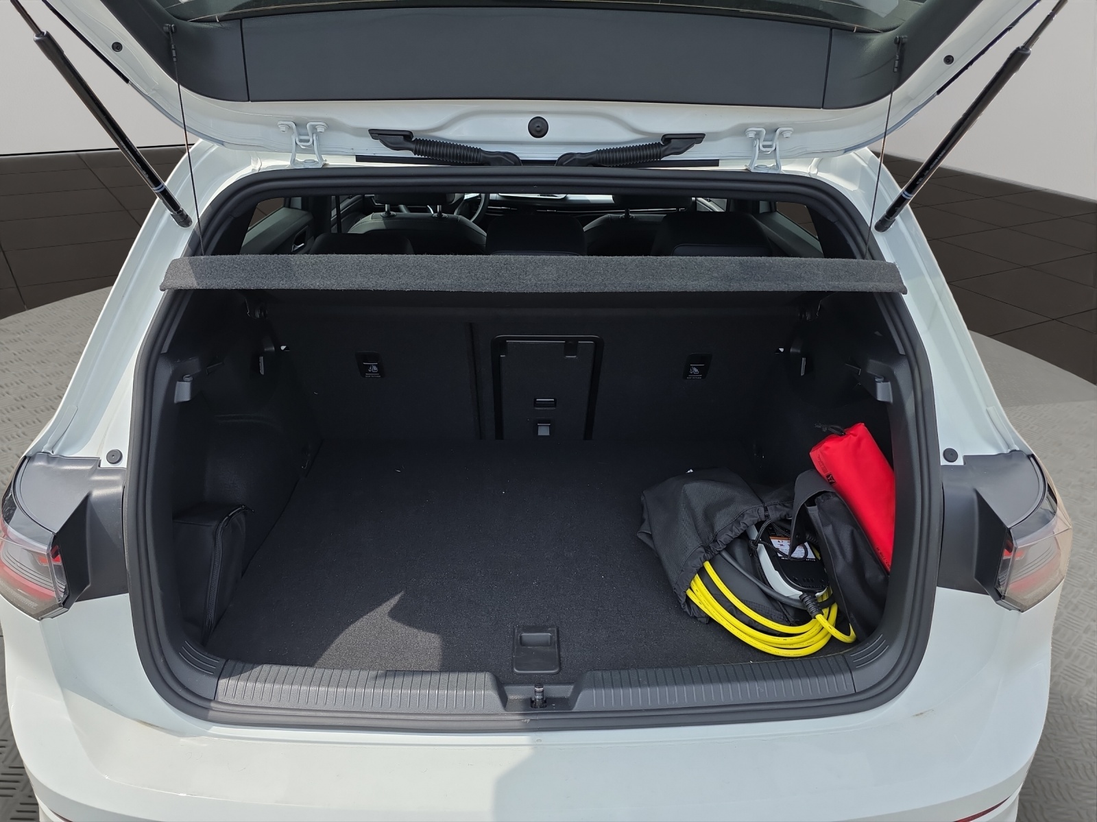 VW Golf 1.5 TSI PHEV Edition 50-image-5